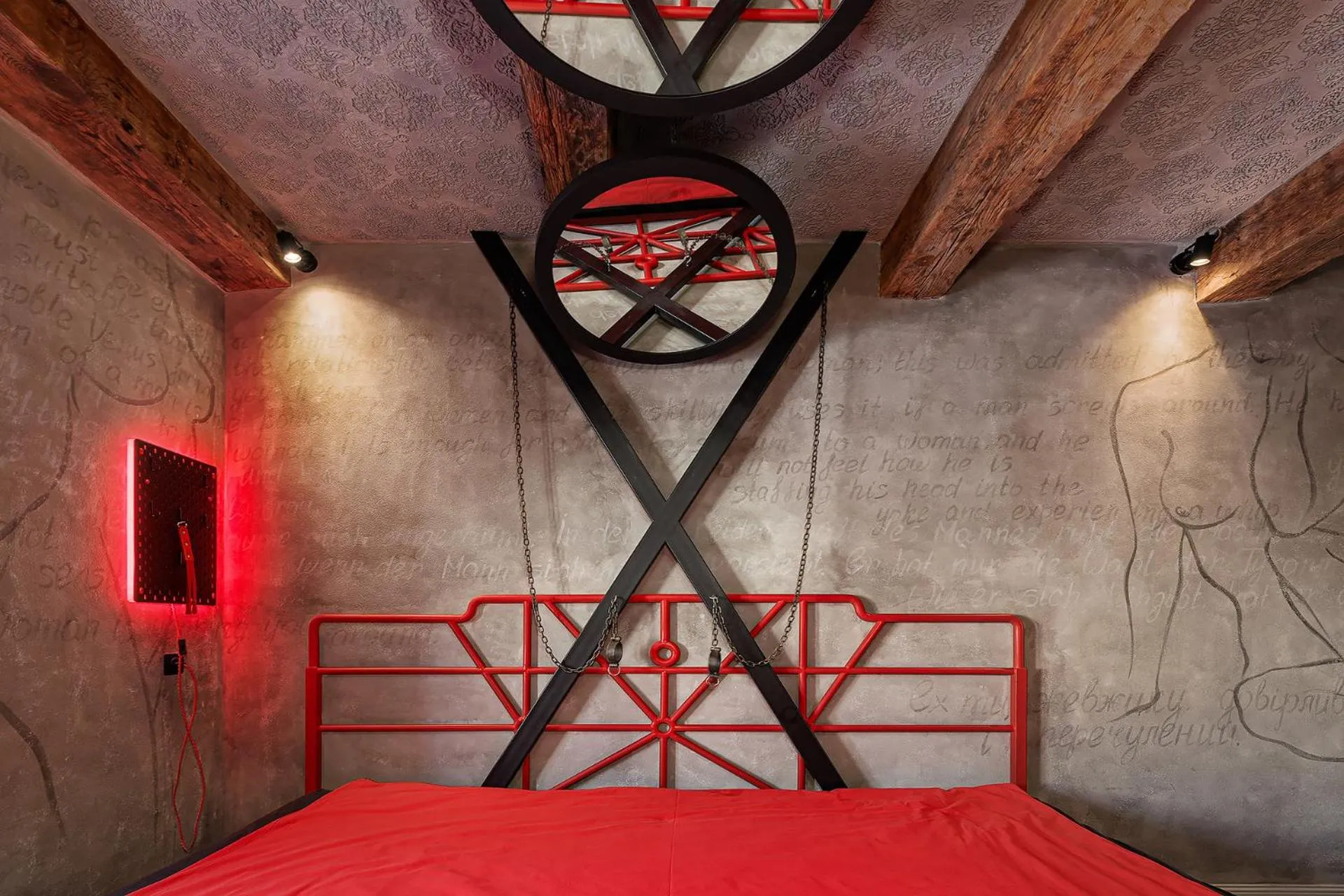 Bed in Masoch. Hotel & Cafe