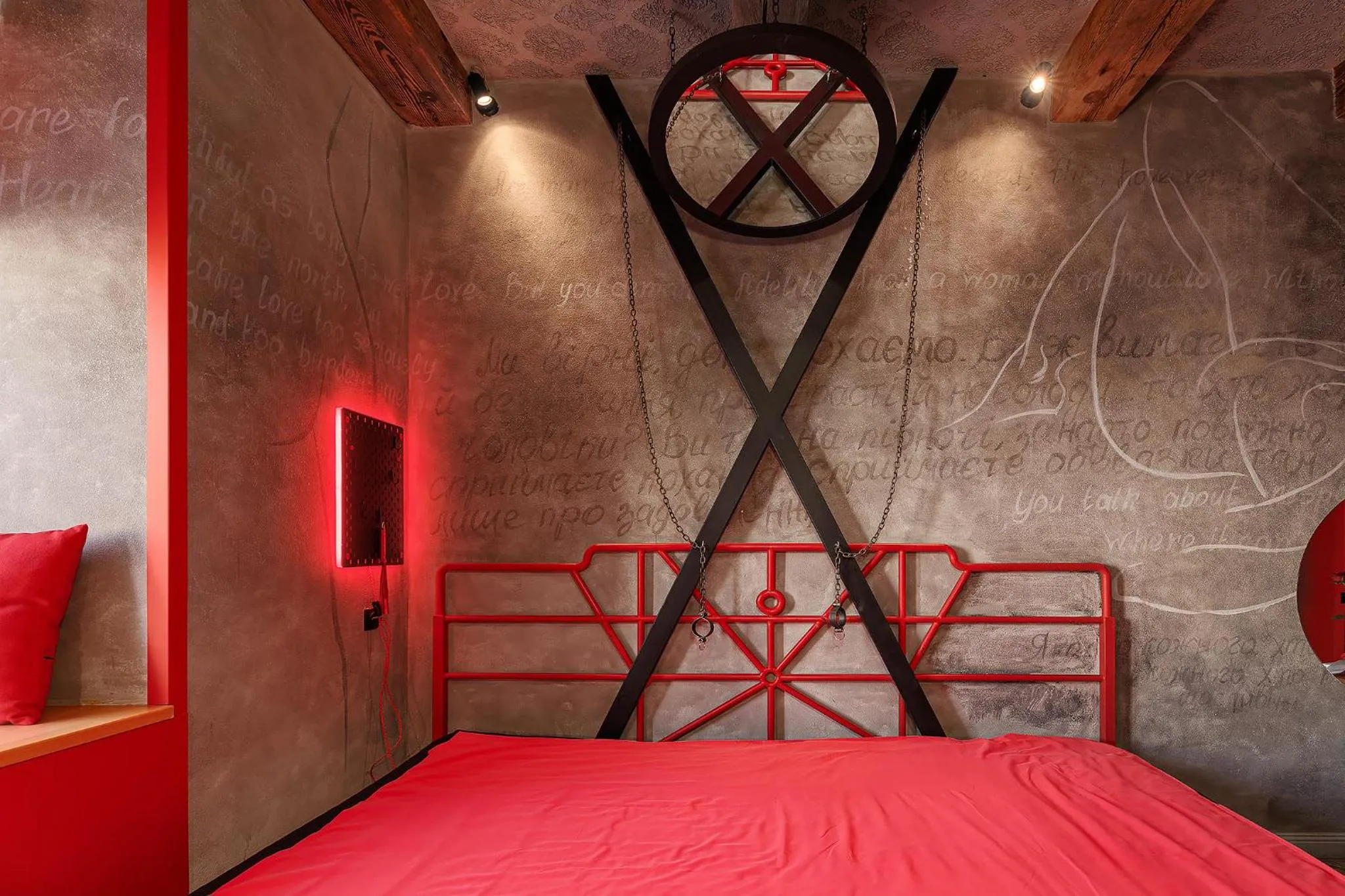 Bed in Masoch. Hotel & Cafe