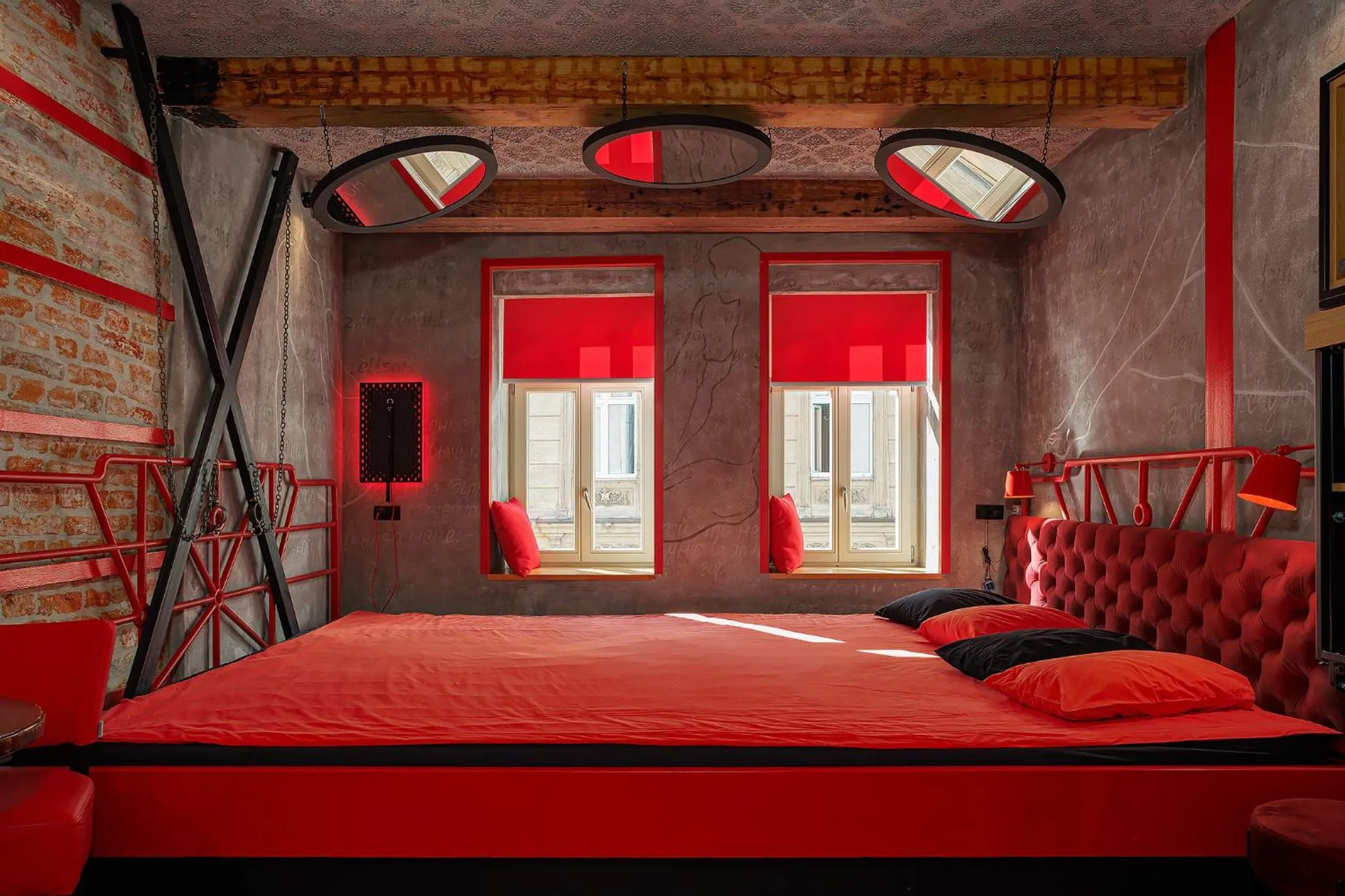 Bed in Masoch. Hotel & Cafe