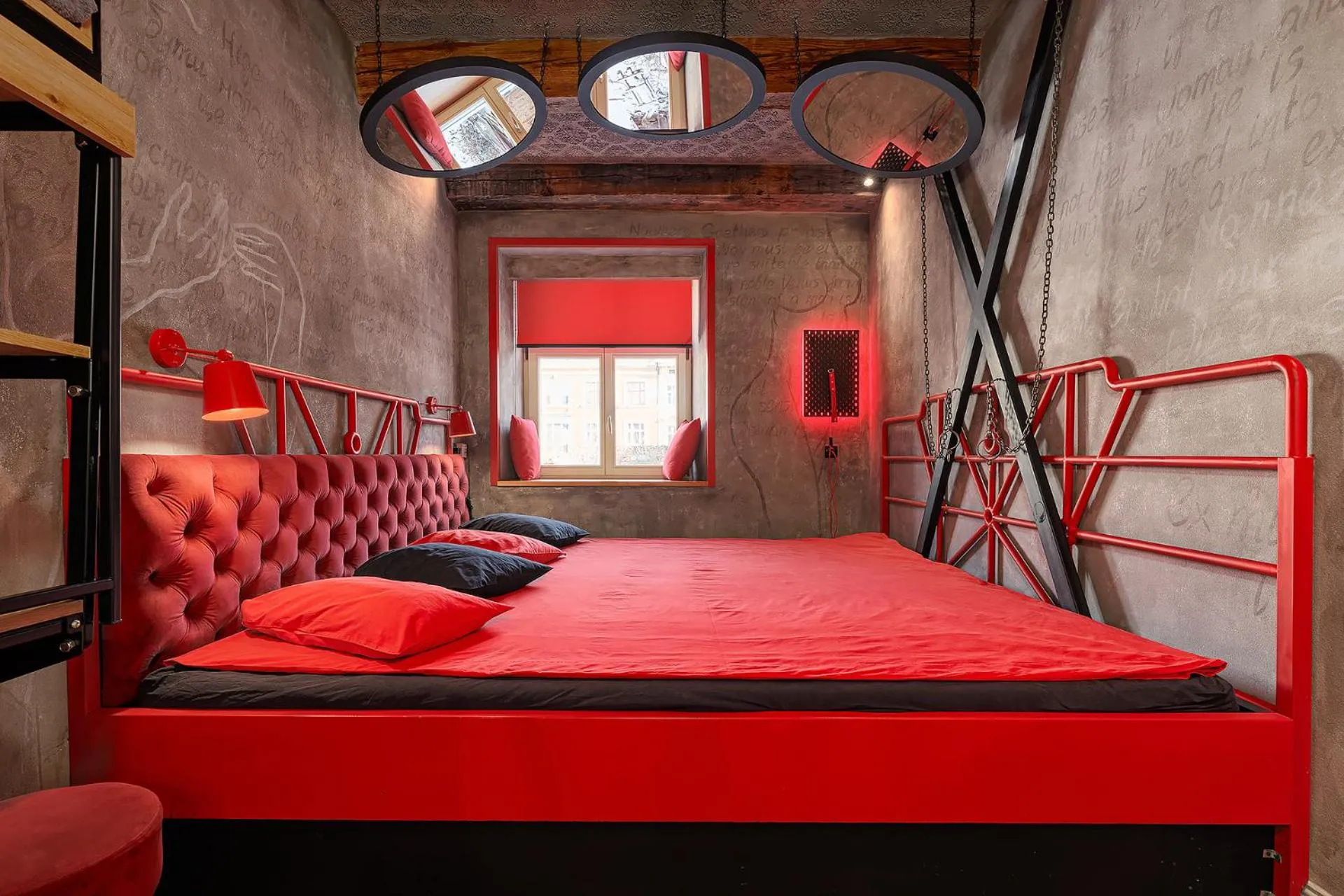 Bed in Masoch. Hotel & Cafe