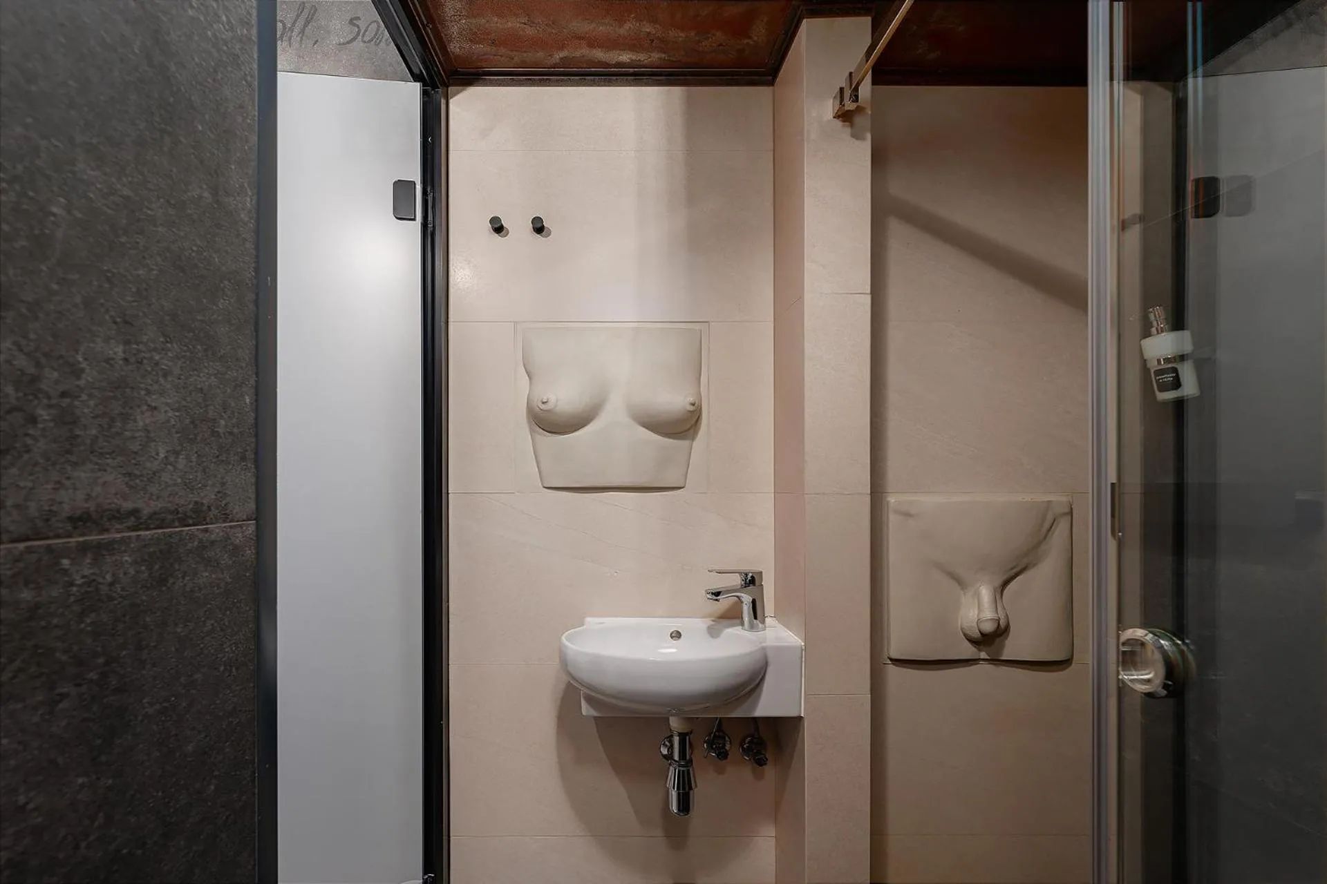 Masoch. Hotel & Cafe