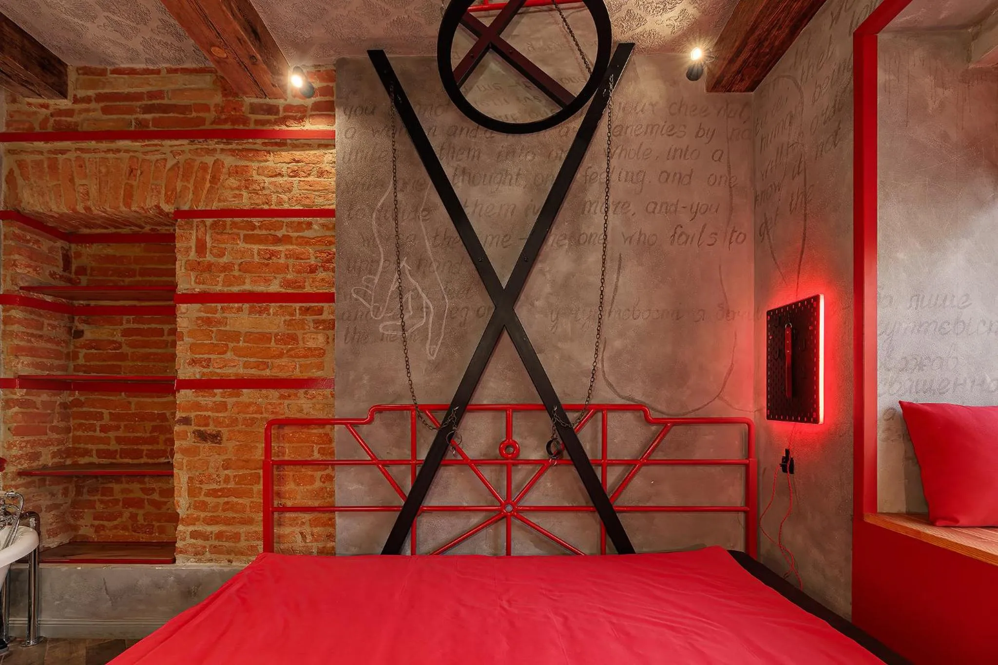 Bed in Masoch. Hotel & Cafe