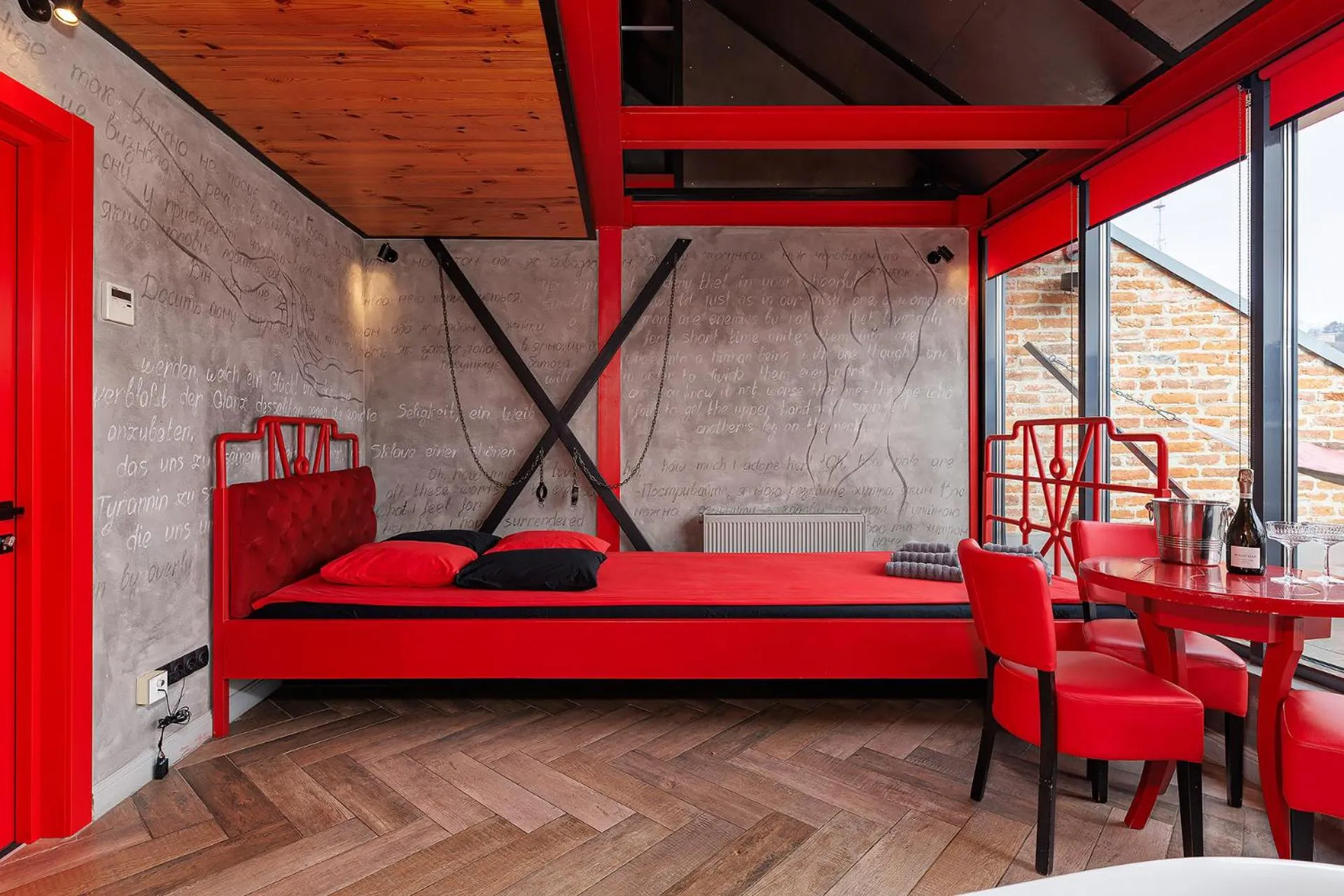 Bed in Masoch. Hotel & Cafe