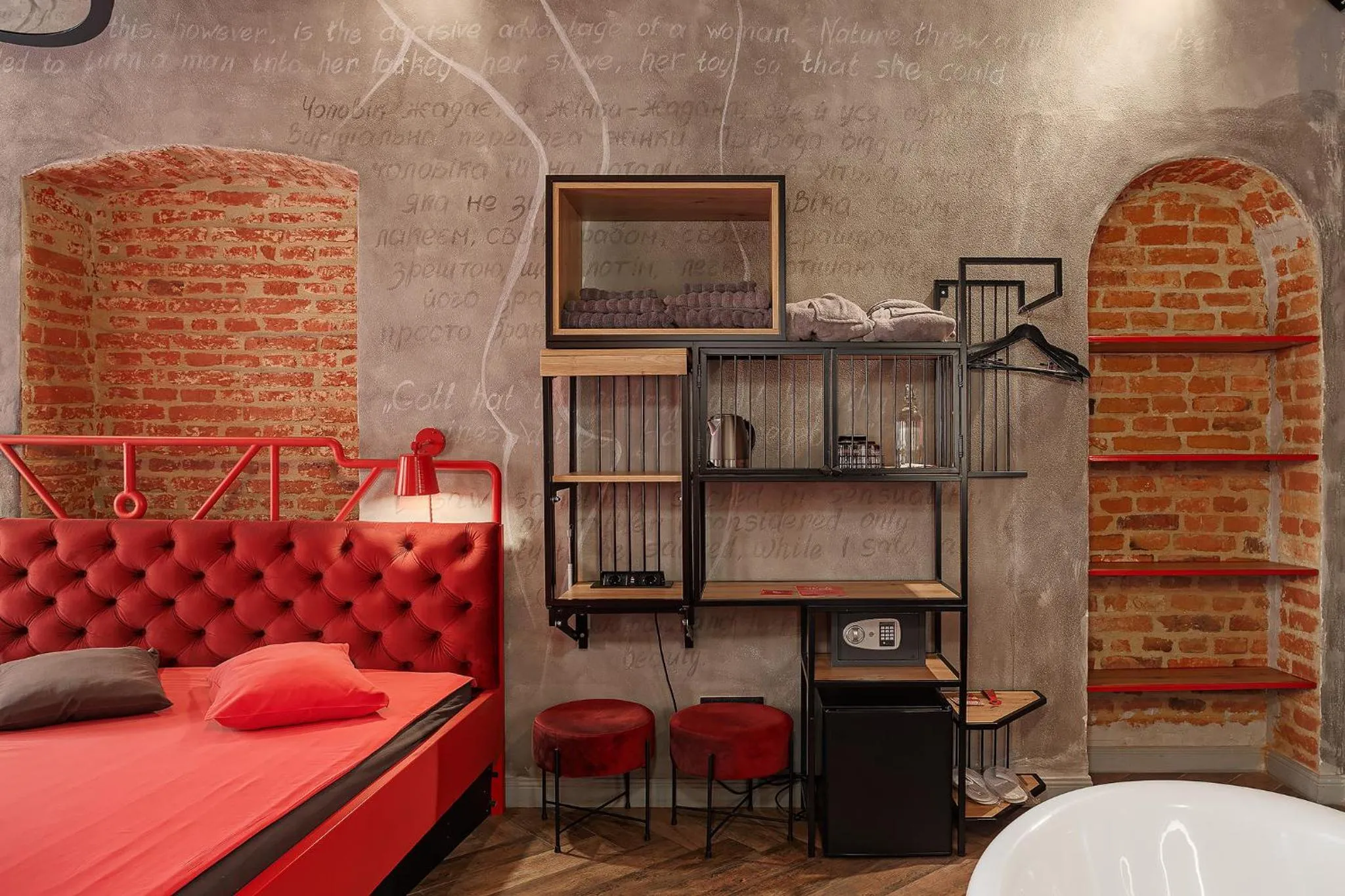 Bed in Masoch. Hotel & Cafe
