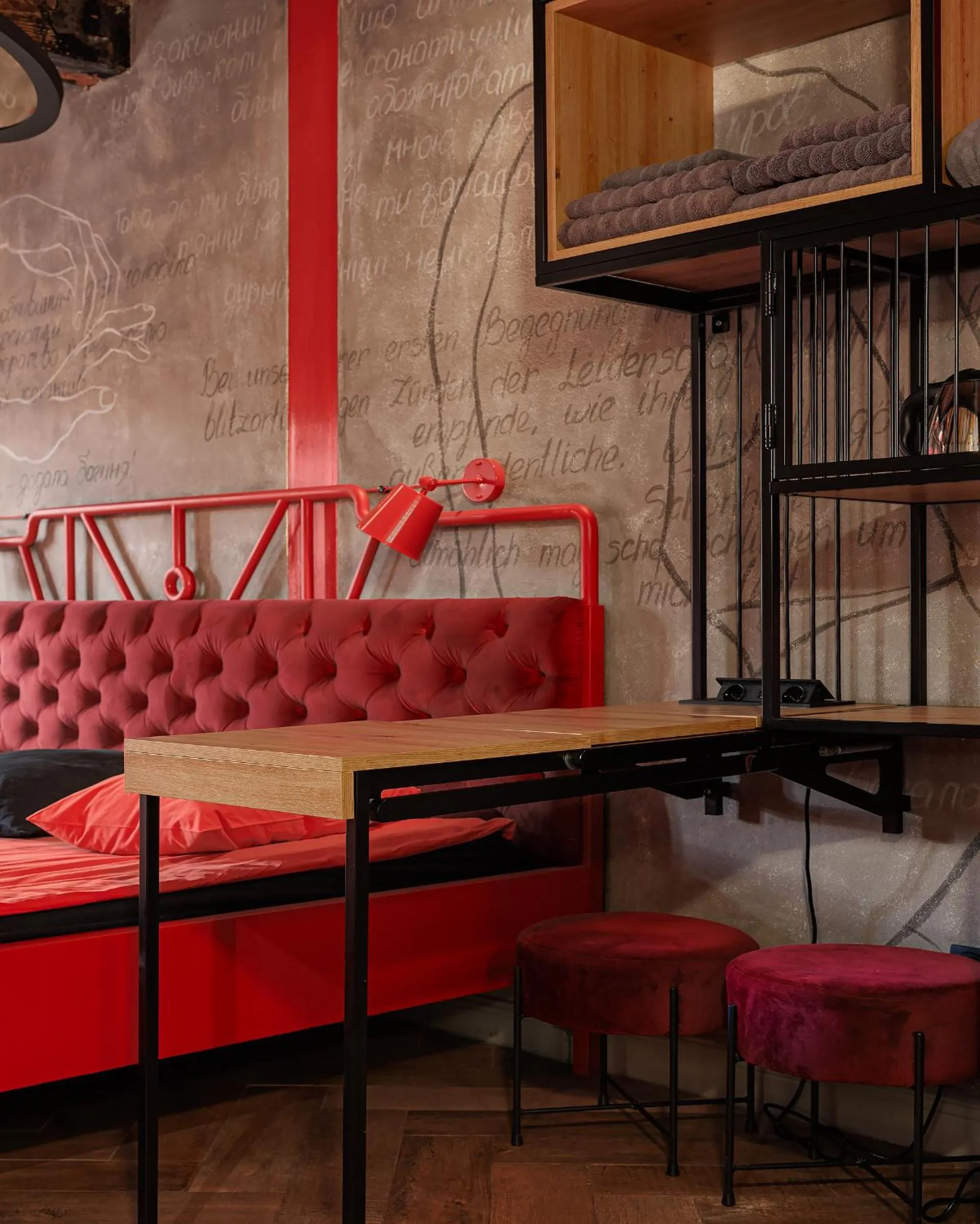 Bed in Masoch. Hotel & Cafe