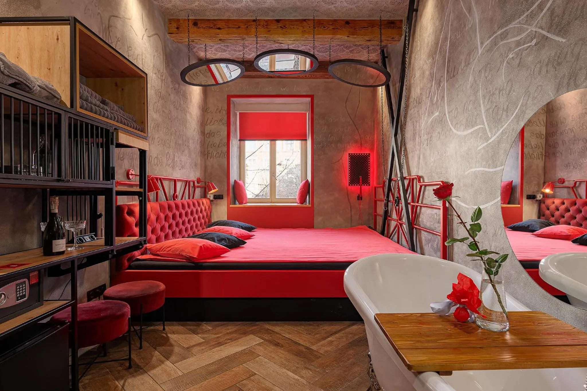 Bed in Masoch. Hotel & Cafe