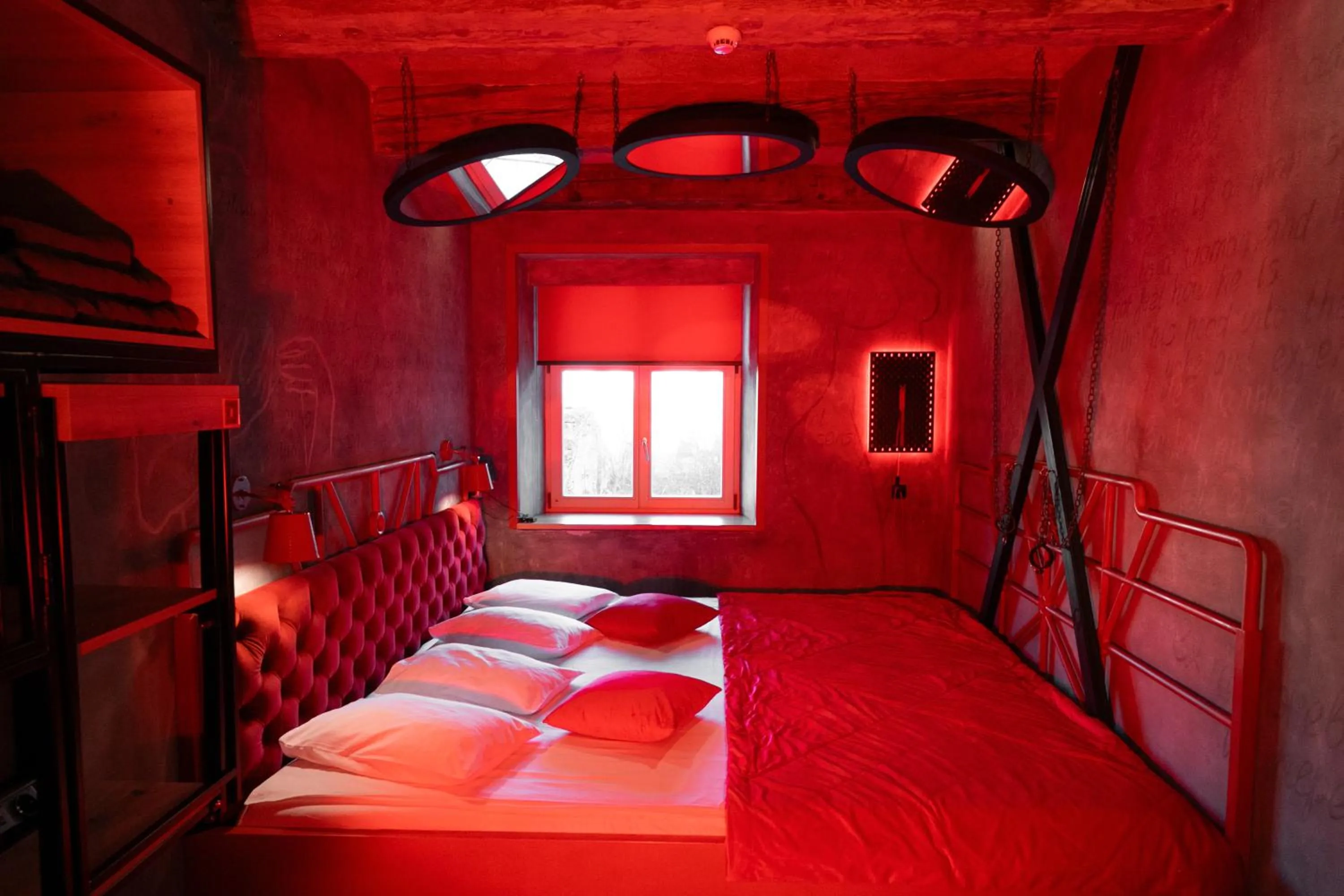 Bed in Masoch. Hotel & Cafe