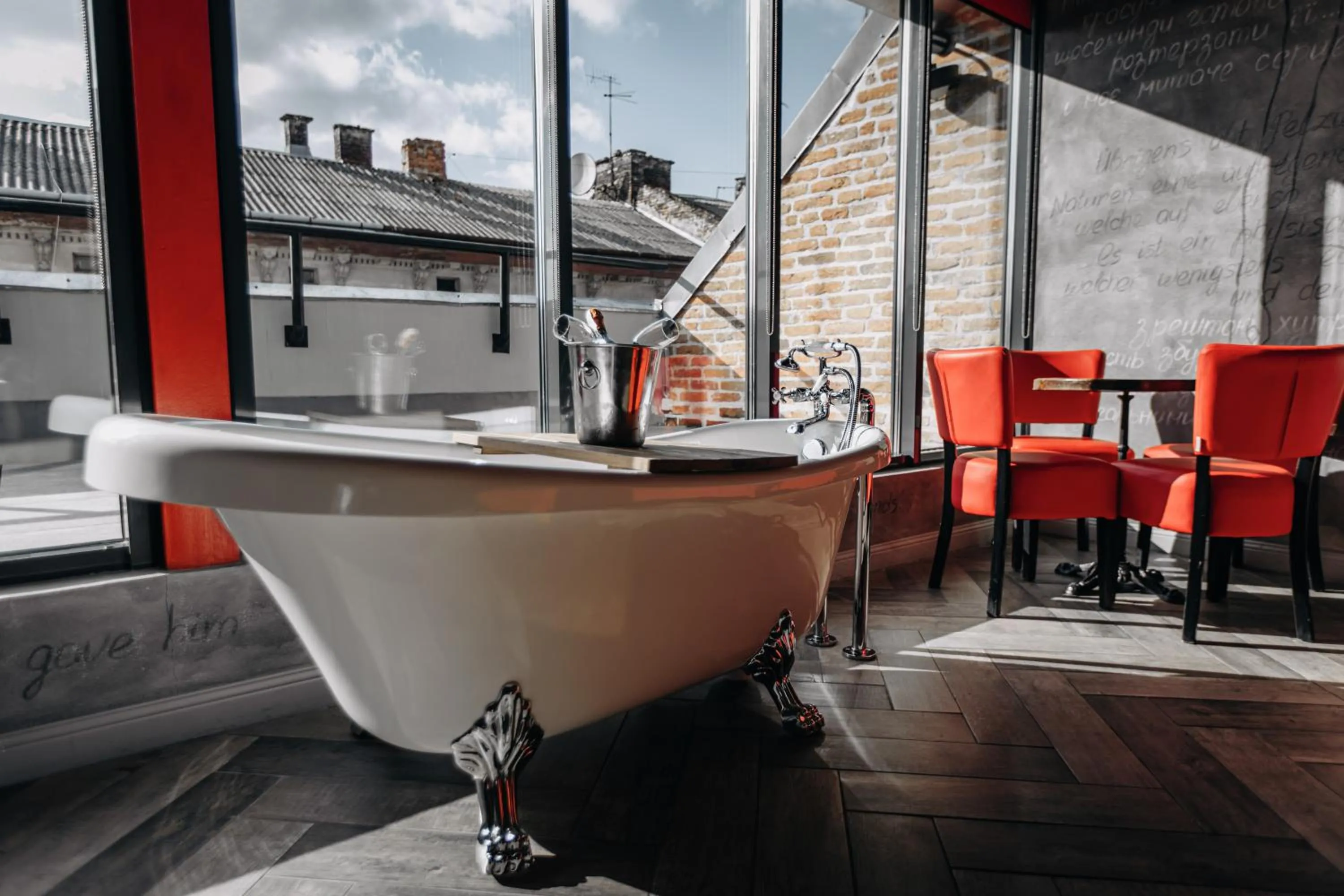 Bath in Masoch. Hotel & Cafe