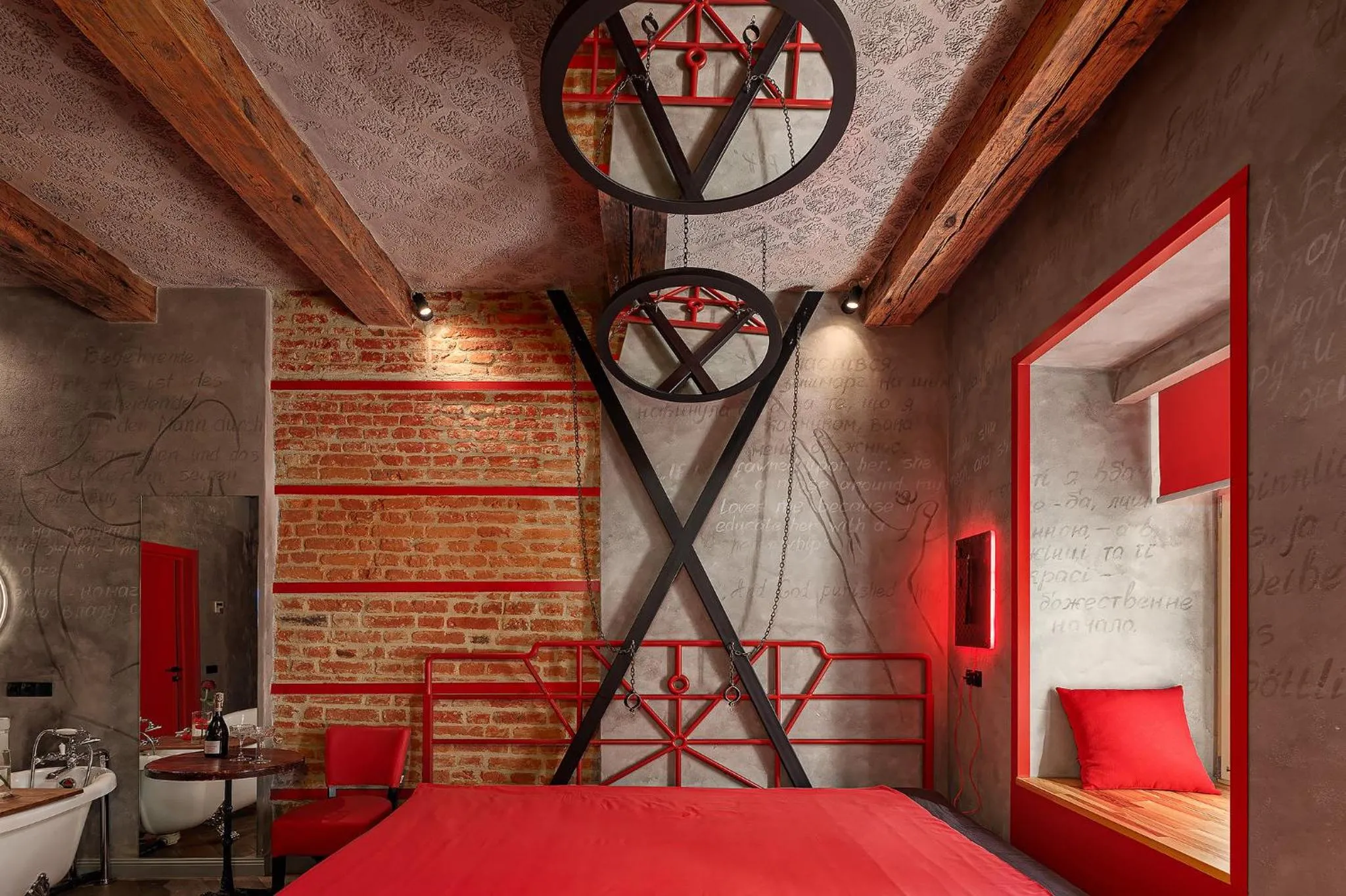 Bed in Masoch. Hotel & Cafe
