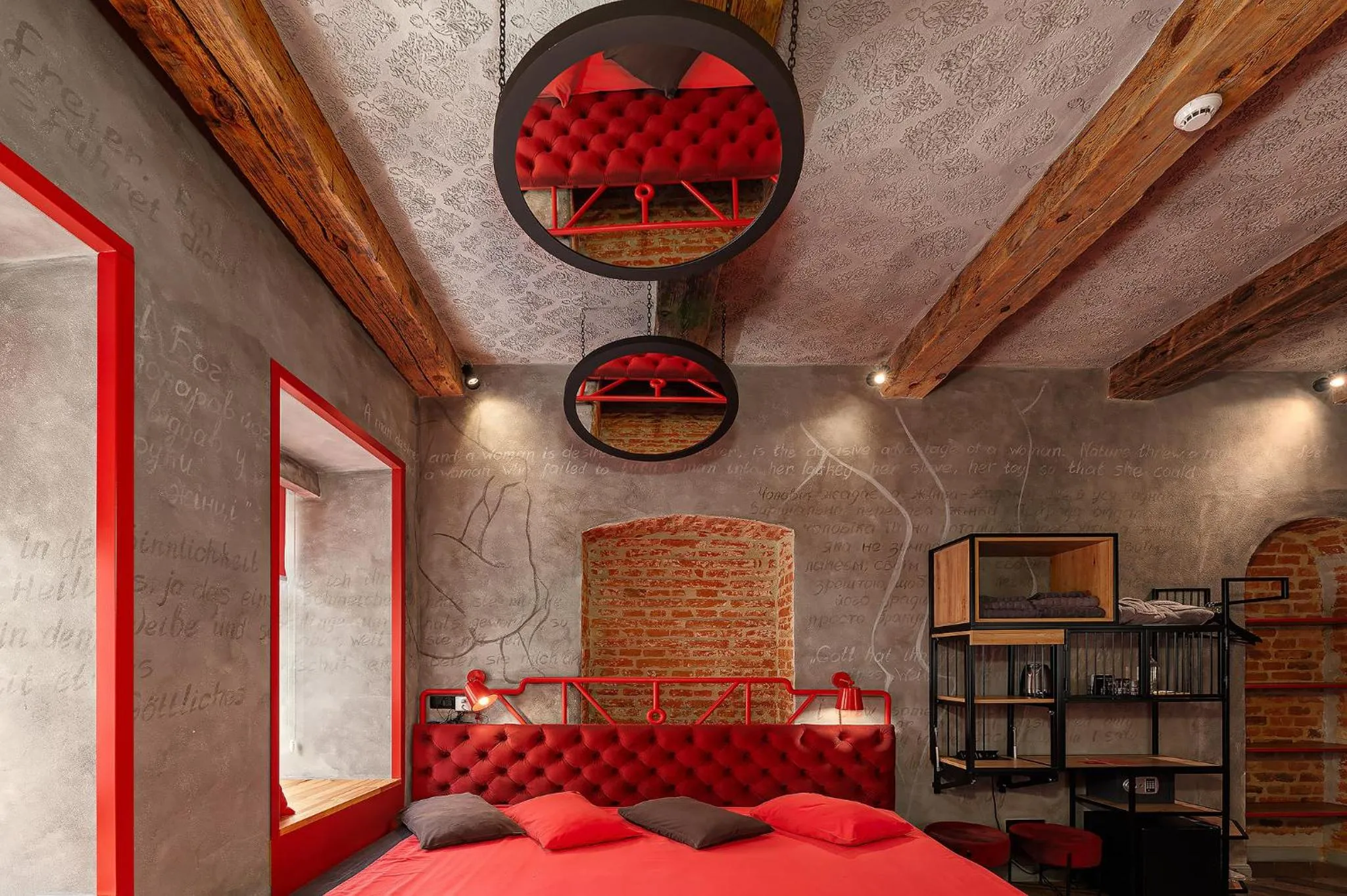 Bed in Masoch. Hotel & Cafe