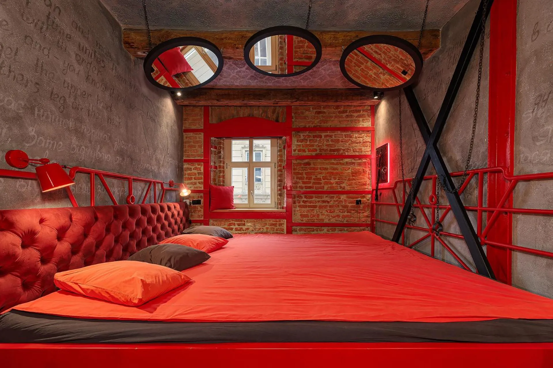 Bed in Masoch. Hotel & Cafe