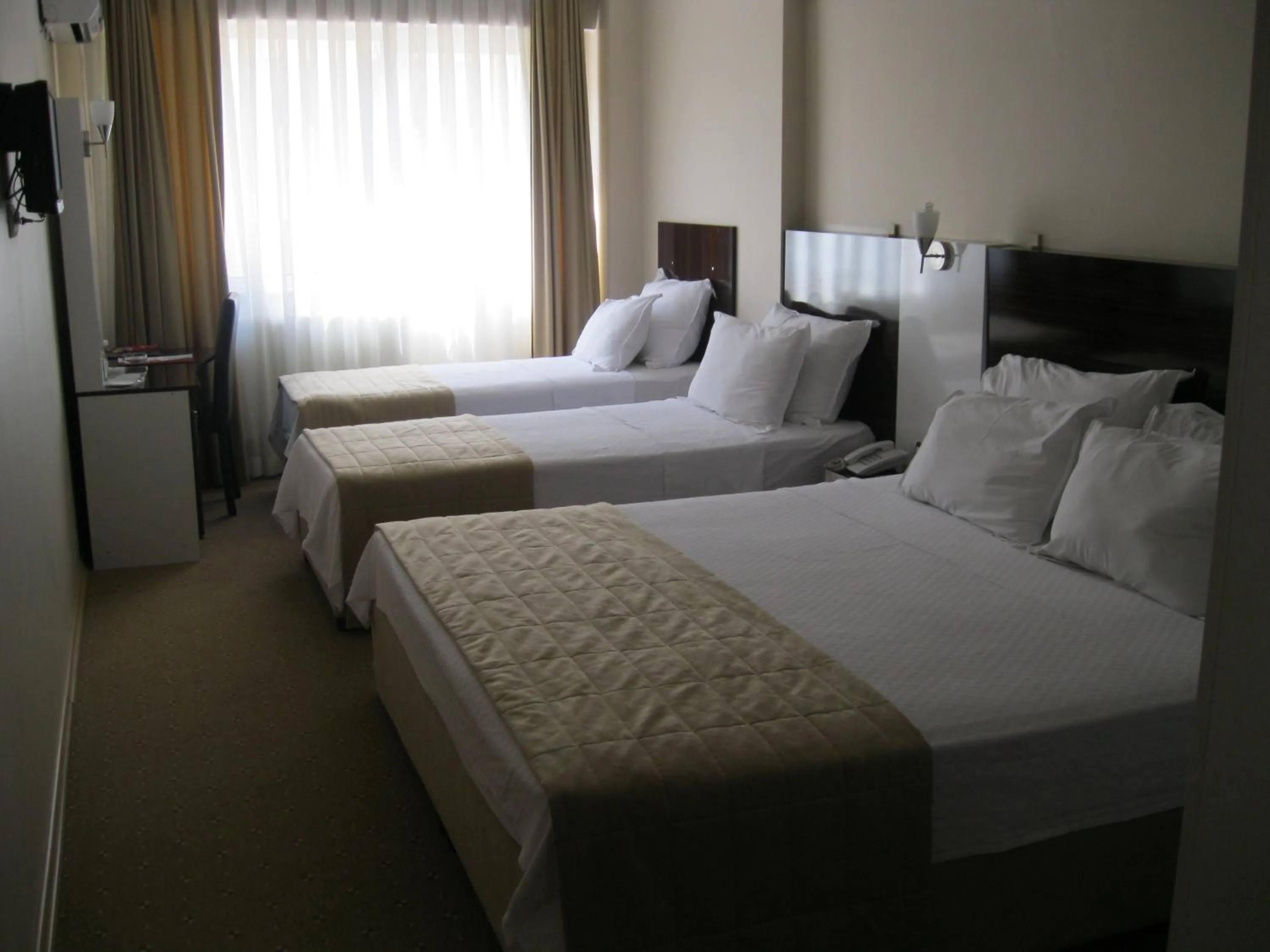 Bed in Anya Suit Otel