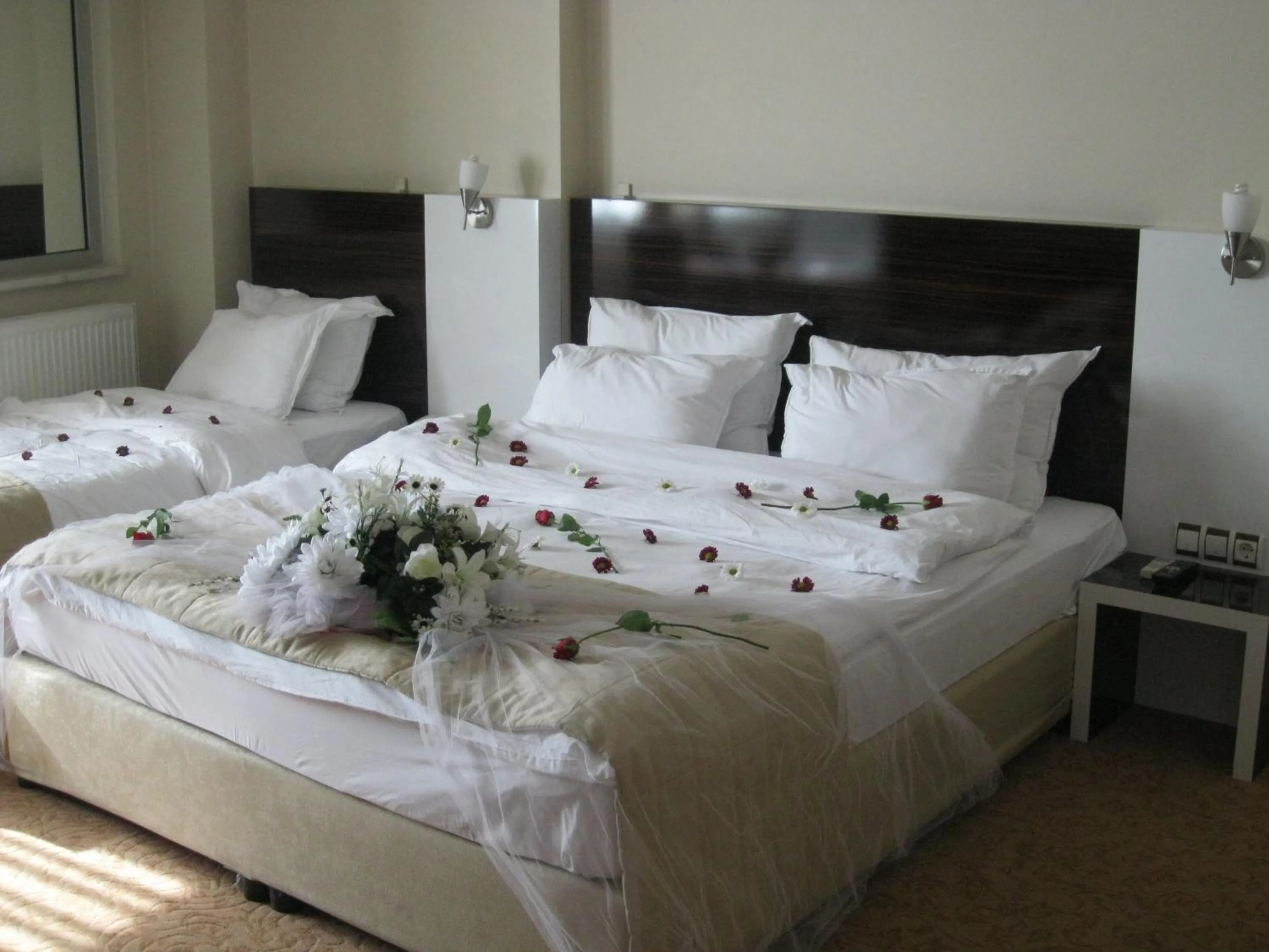 Bed in Anya Suit Otel