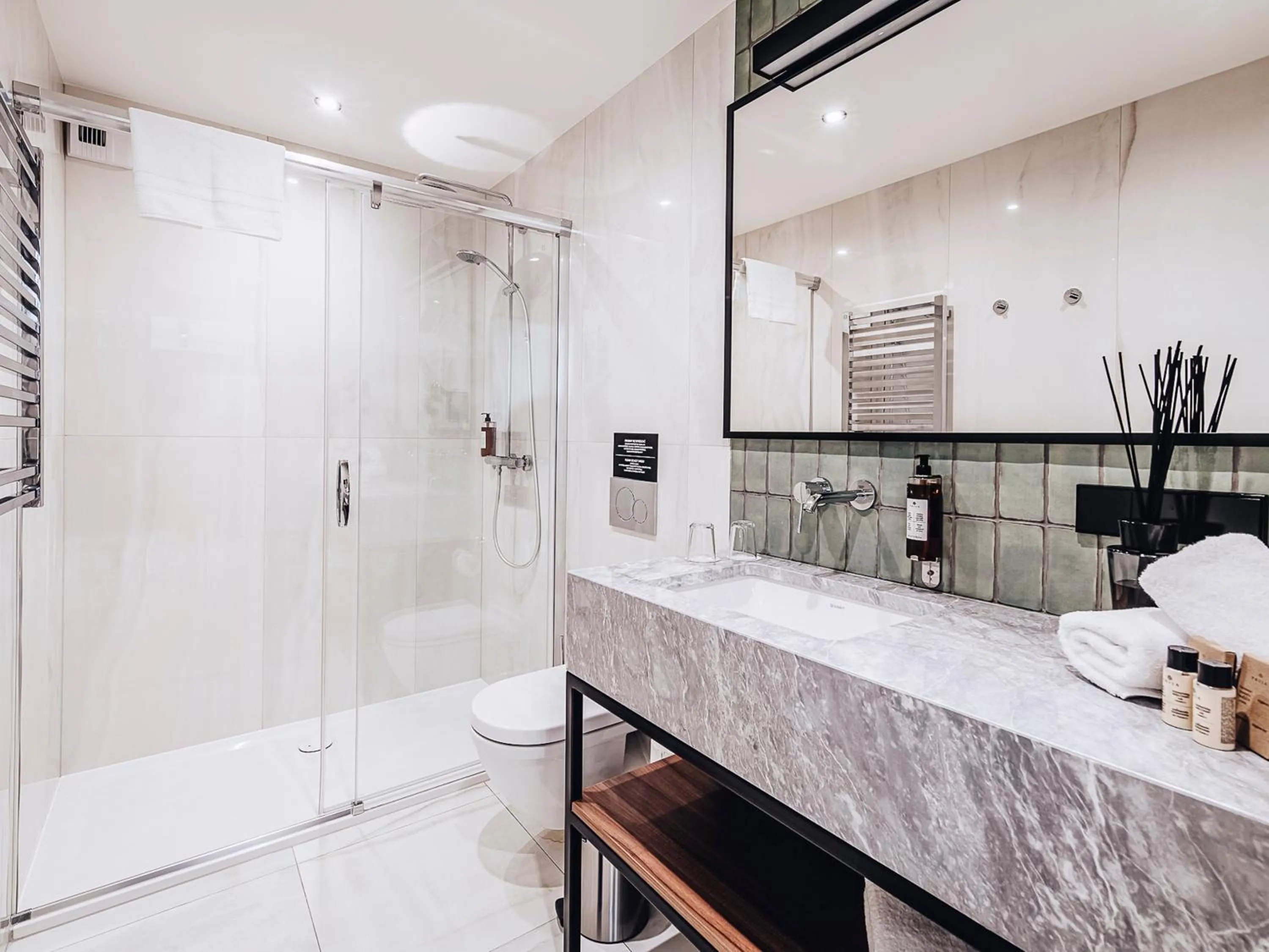 Shower in Apartamenty Sowa Bydgoszcz