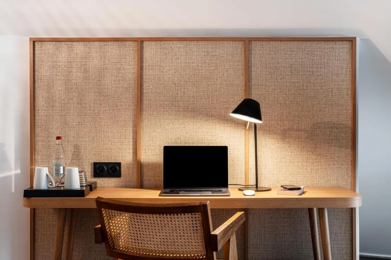 Bedroom in Best Western Plus l'Orée Paris Sud