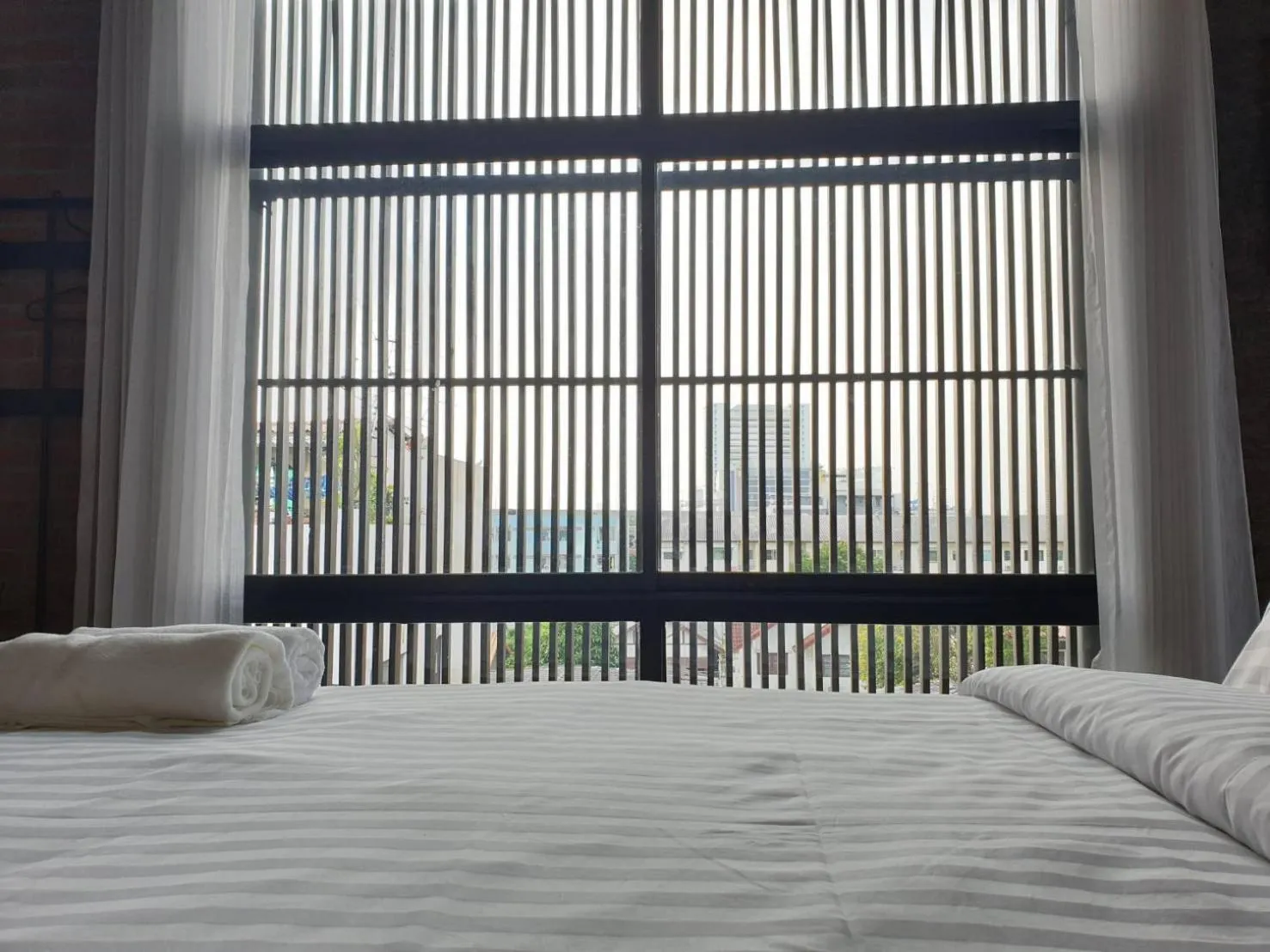 Bed in The LOCAL Ari