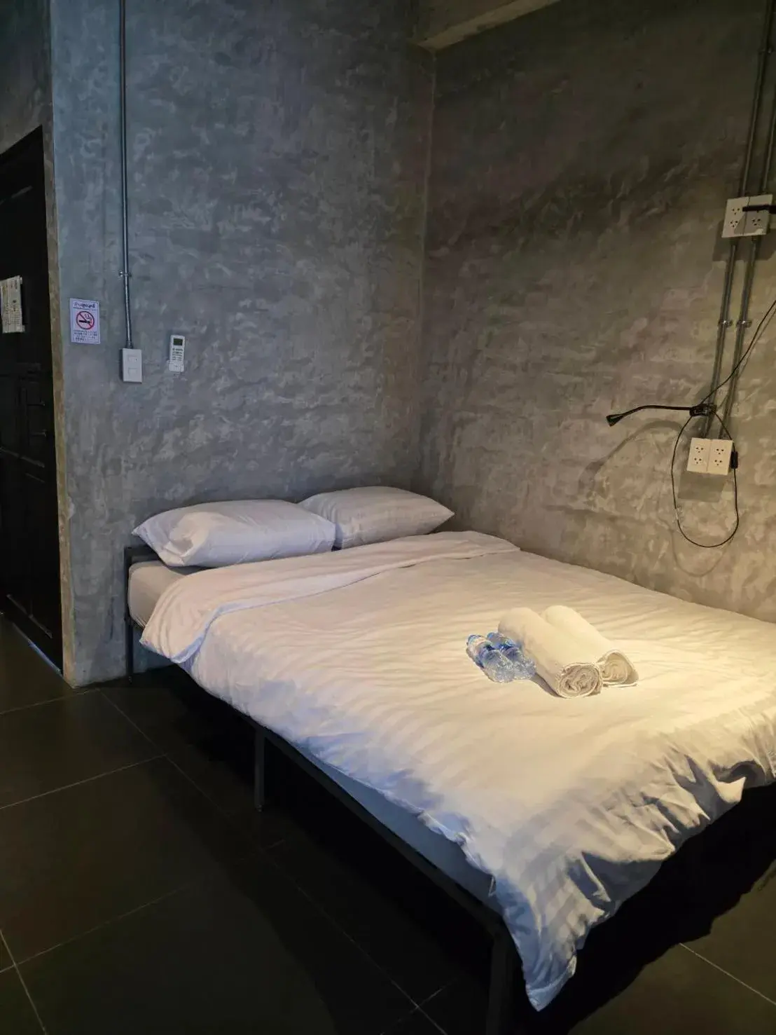 Quadruple Room with Bathroom in The LOCAL Ari Quadruple Room with Bathroom in The LOCAL Ari