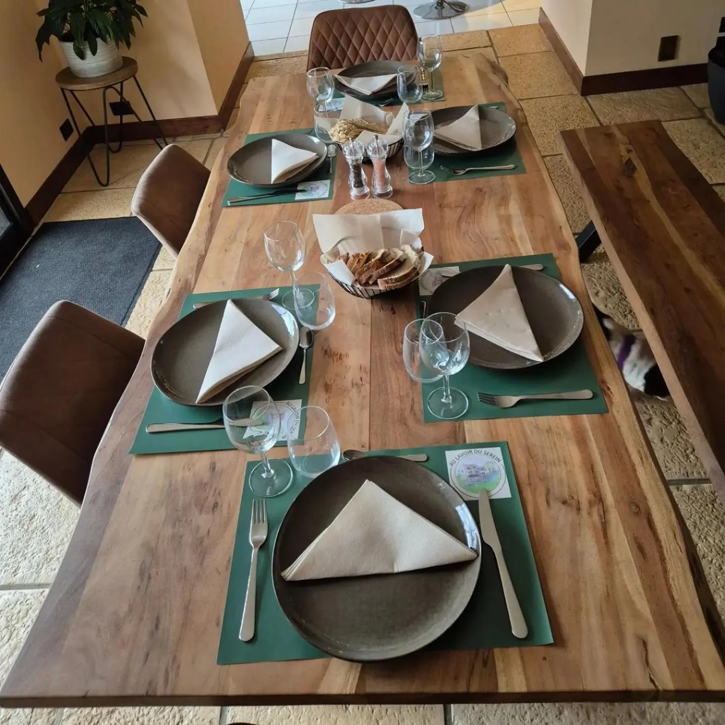 Dining area, Restaurant/Places to Eat in Au Lavoir du Serein "Les Lavandières"