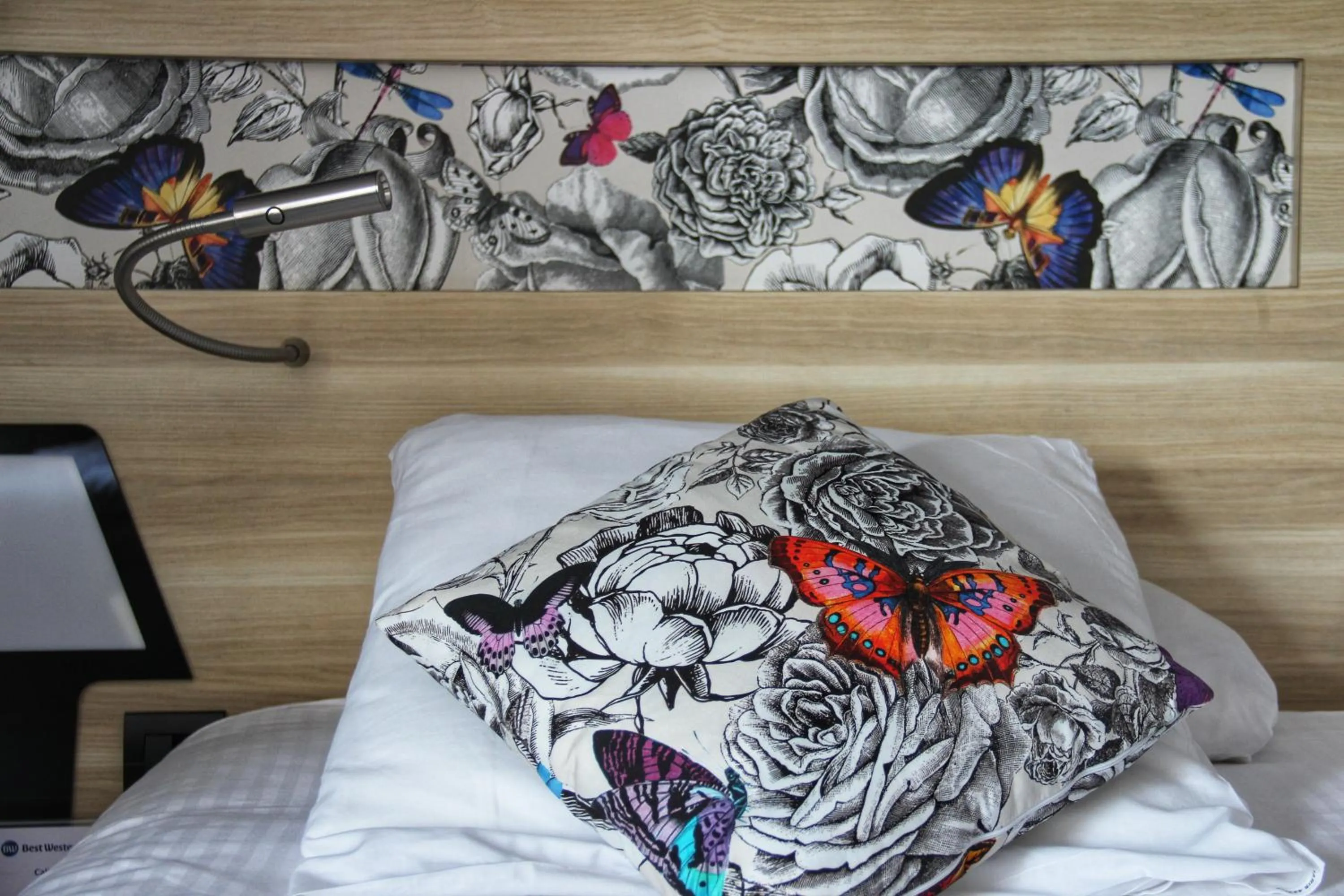 Decorative detail, Bed in Best Western Hotel De Paris