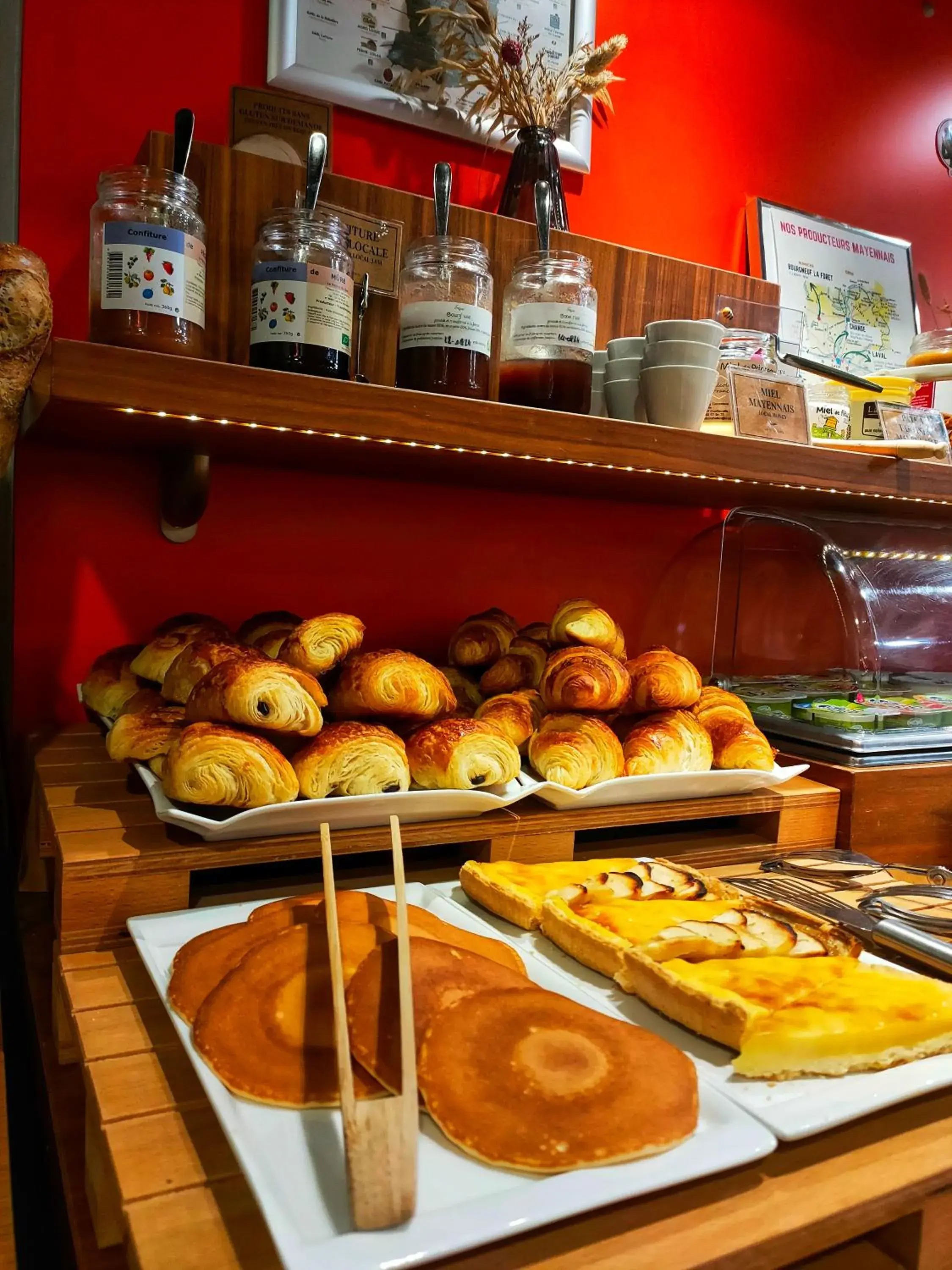 Breakfast in Best Western Hotel De Paris Breakfast in Best Western Hotel De Paris