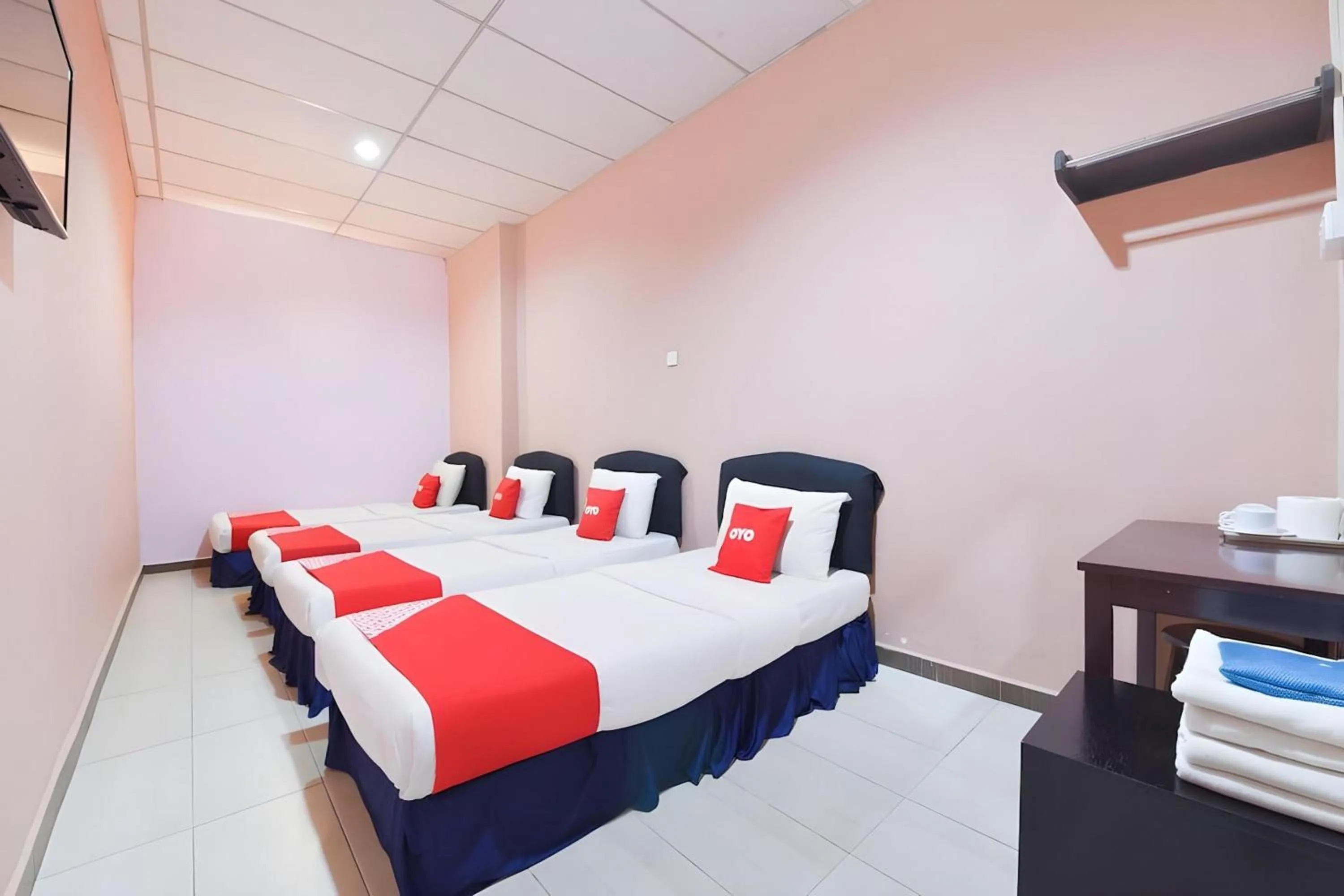 Bedroom, Bed in Hotel O Destiny Riverside Hotel