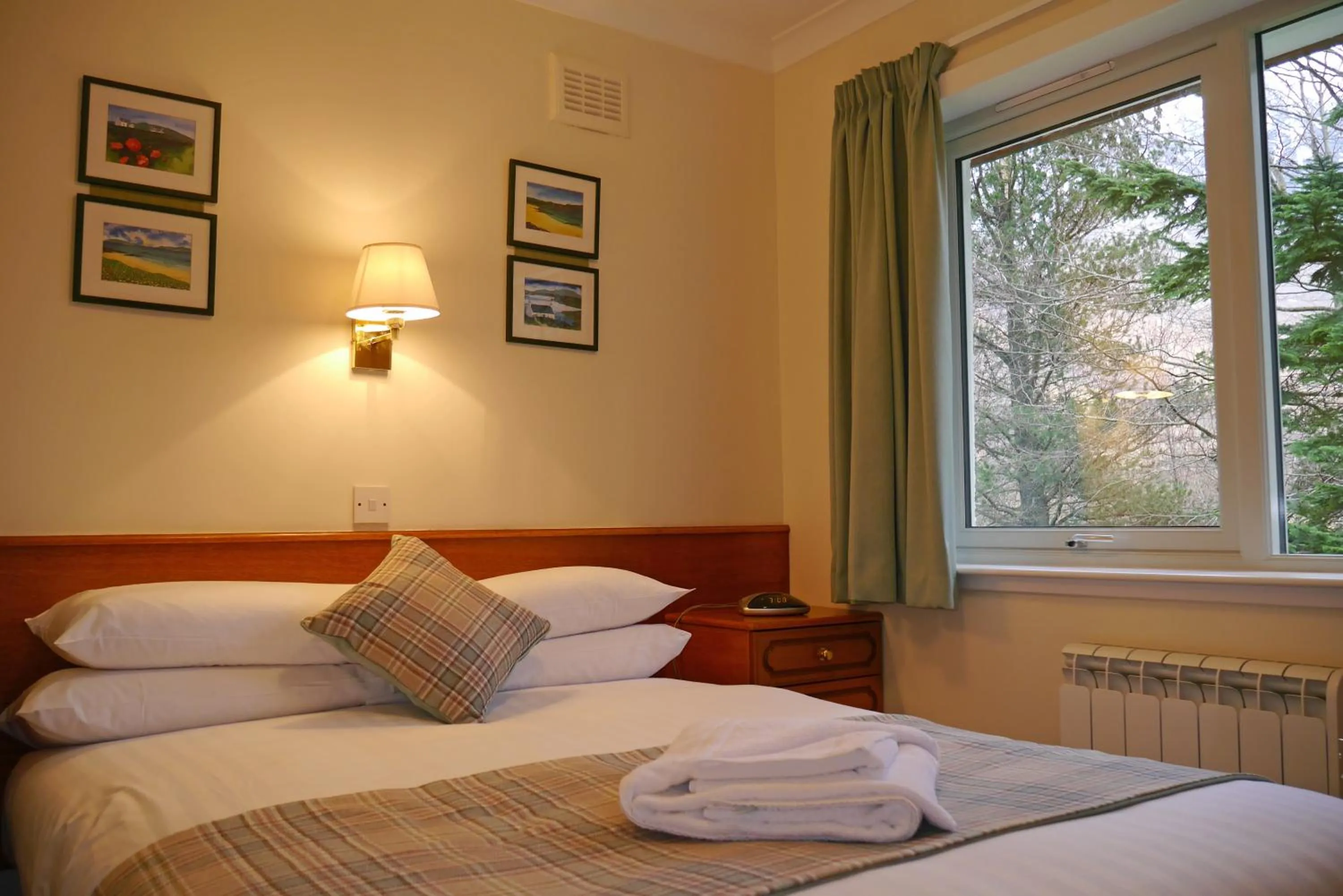 Bedroom, Bed in Glen Nevis Holidays
