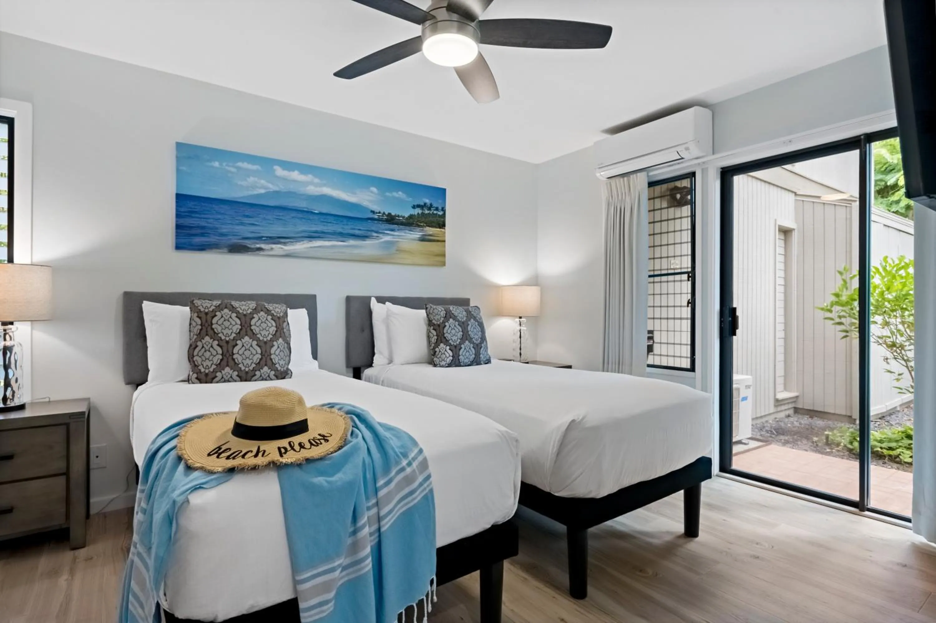 Bed in Wailea Ekolu Village - CoralTree Residence Collection