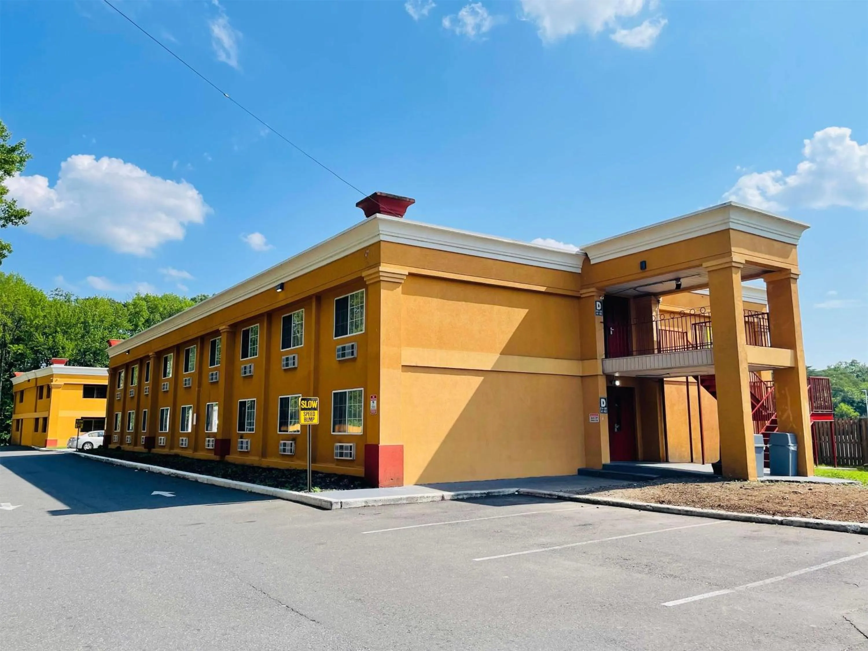 Property building in Super 8 by Wyndham Gloucester