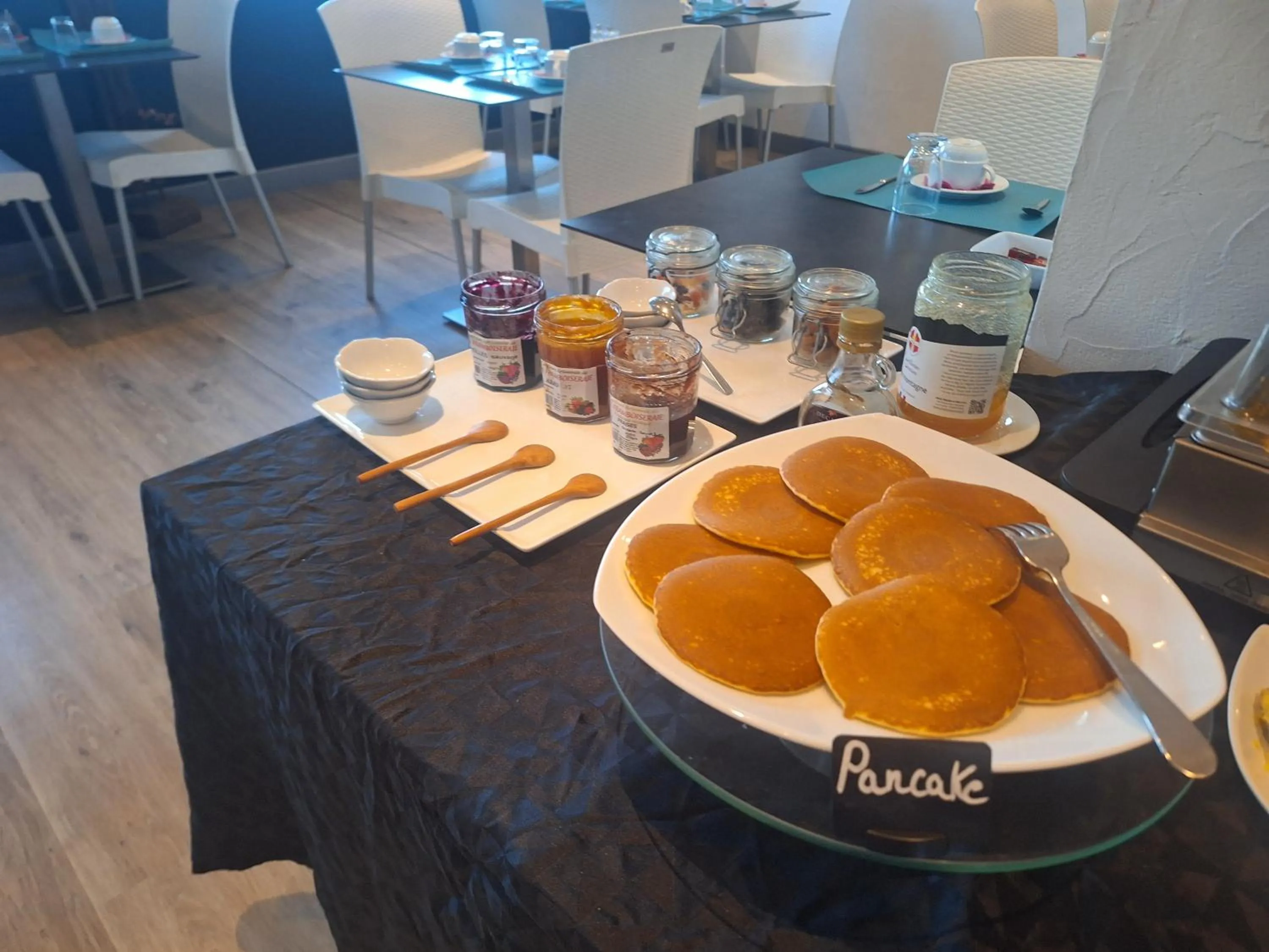 Breakfast in Hotel le Foron