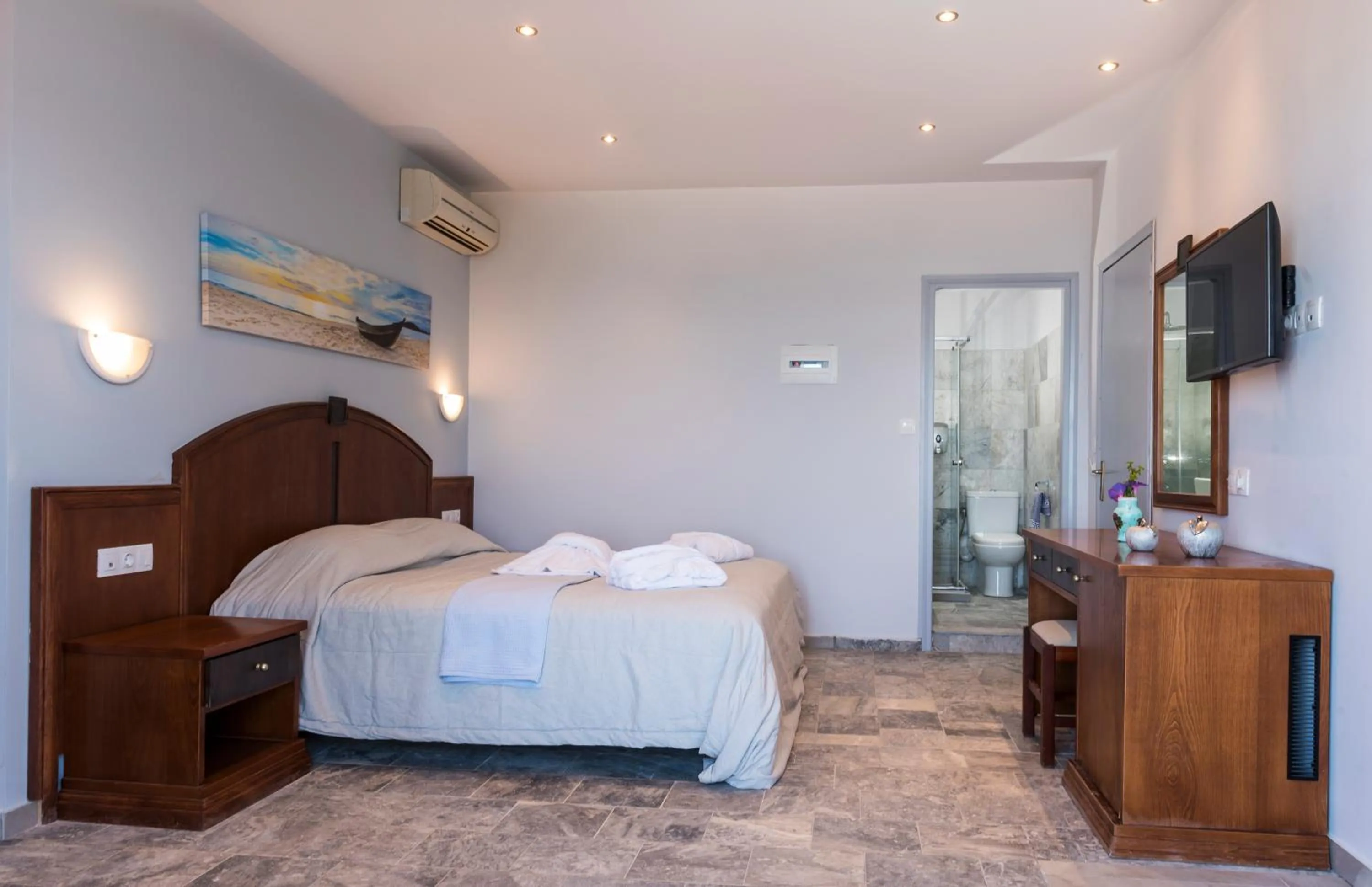 Photo of the whole room, Bed in Musela Studios