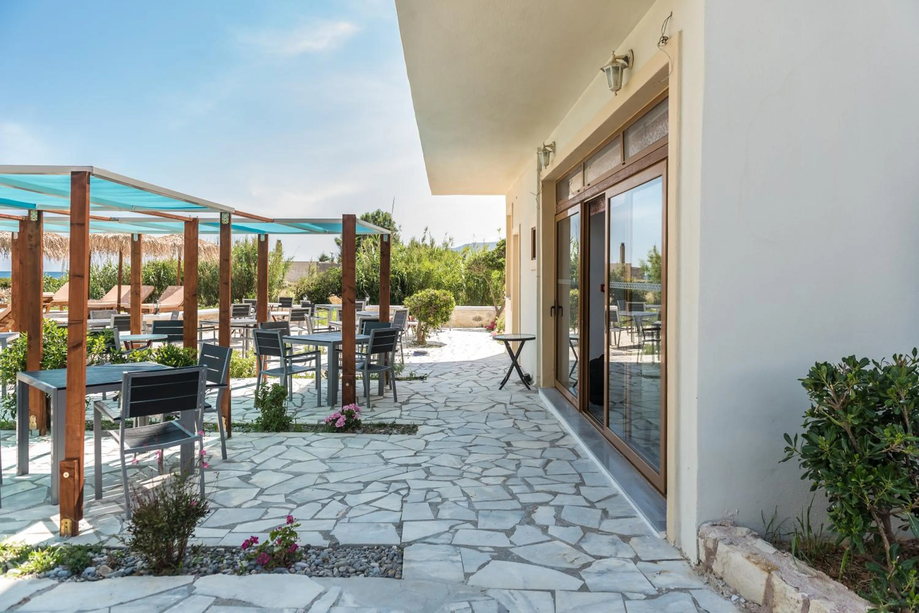 Restaurant/places to eat in Musela Studios