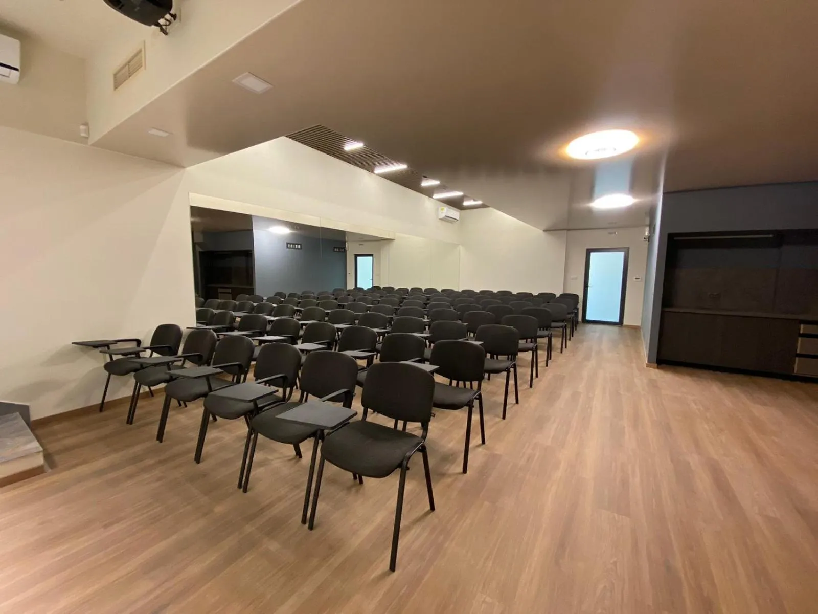 Meeting/conference room in Hotel Samara with Relax area