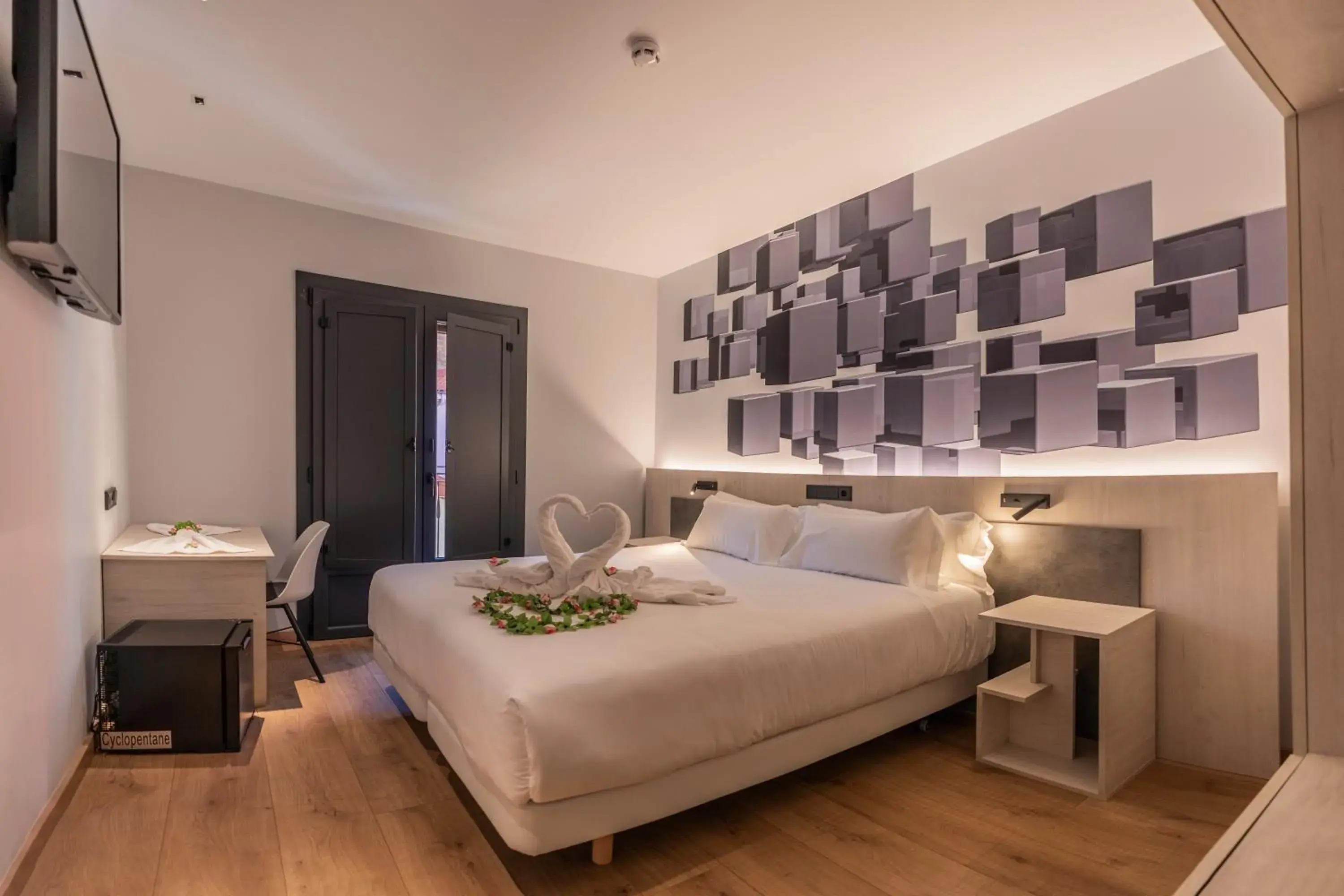 Deluxe Double or Twin Room with Balcony in Hotel NERU con Encanto Deluxe Double or Twin Room with Balcony in Hotel NERU con Encanto