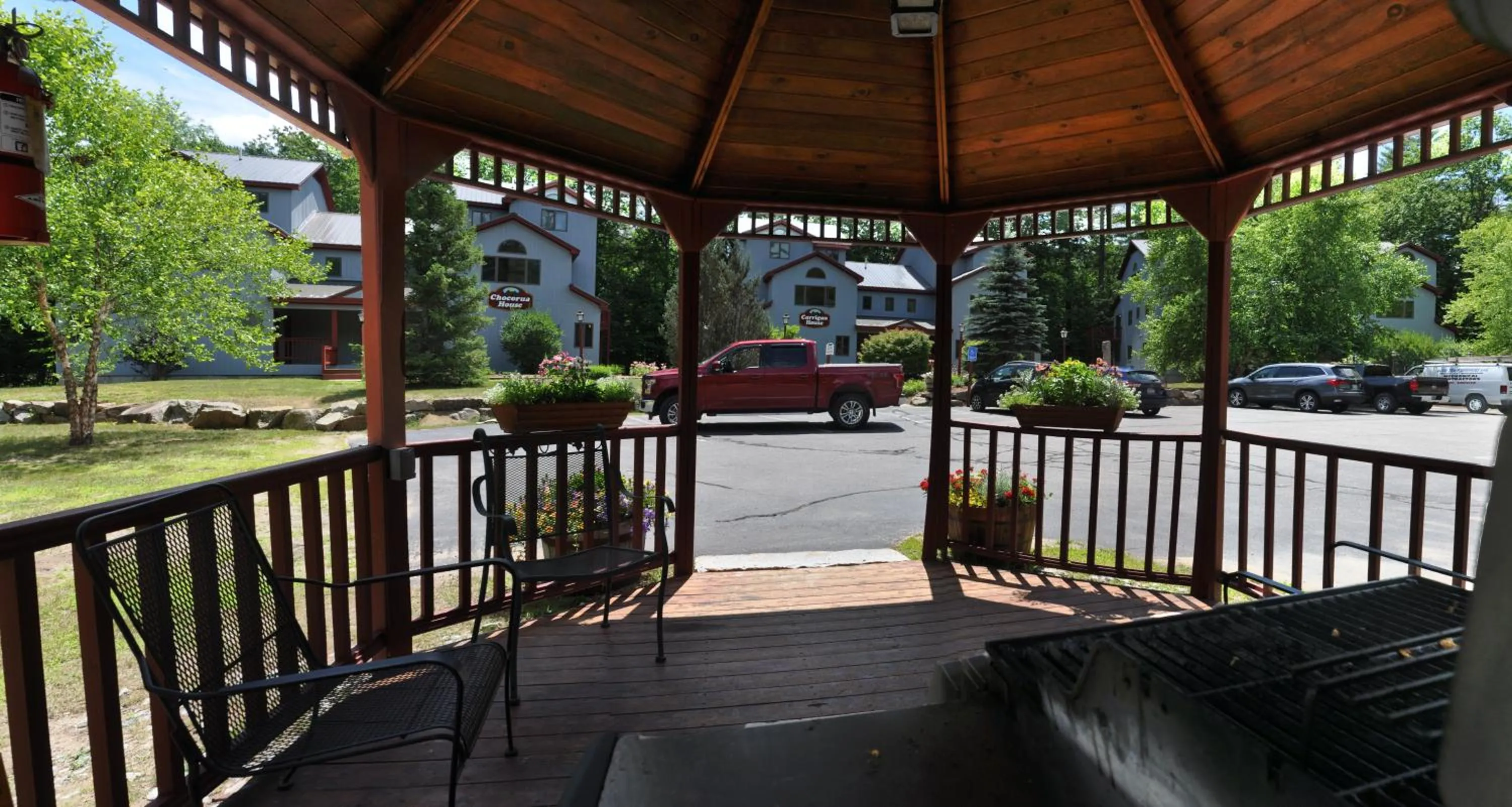 Property building in Attitash Mountain Village