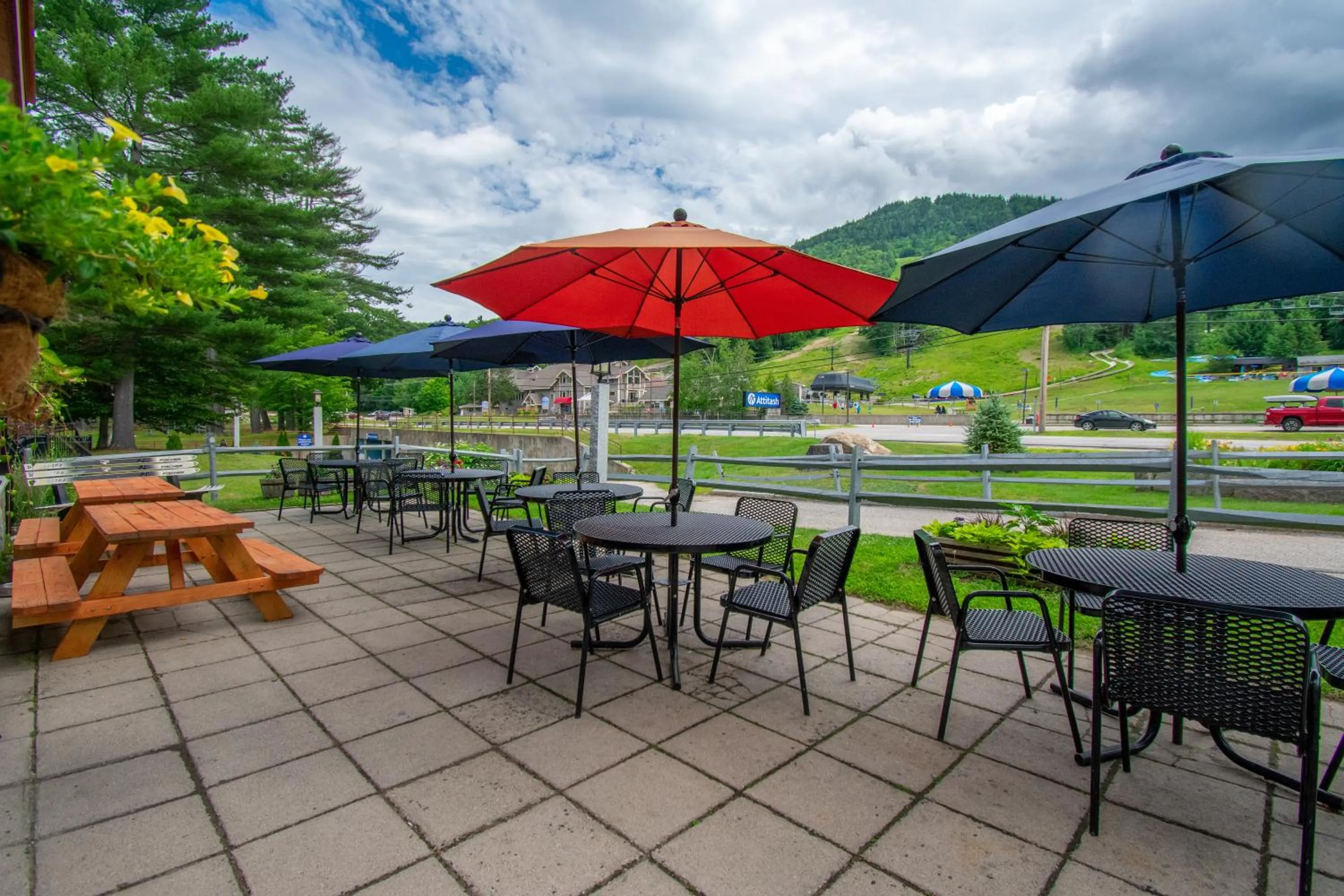 Restaurant/places to eat in Attitash Mountain Village