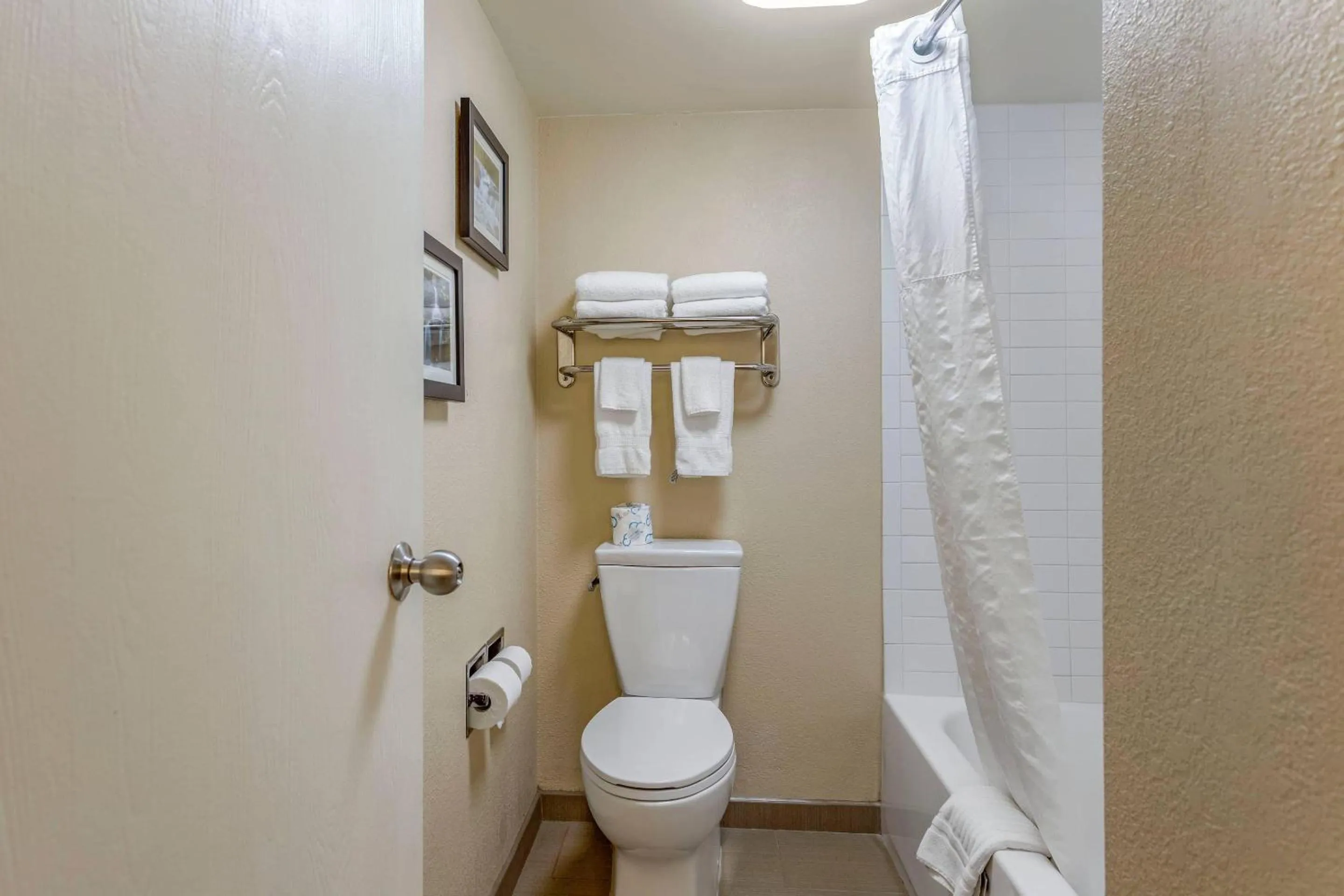 Bedroom in Comfort Inn & Suites Little Rock Airport