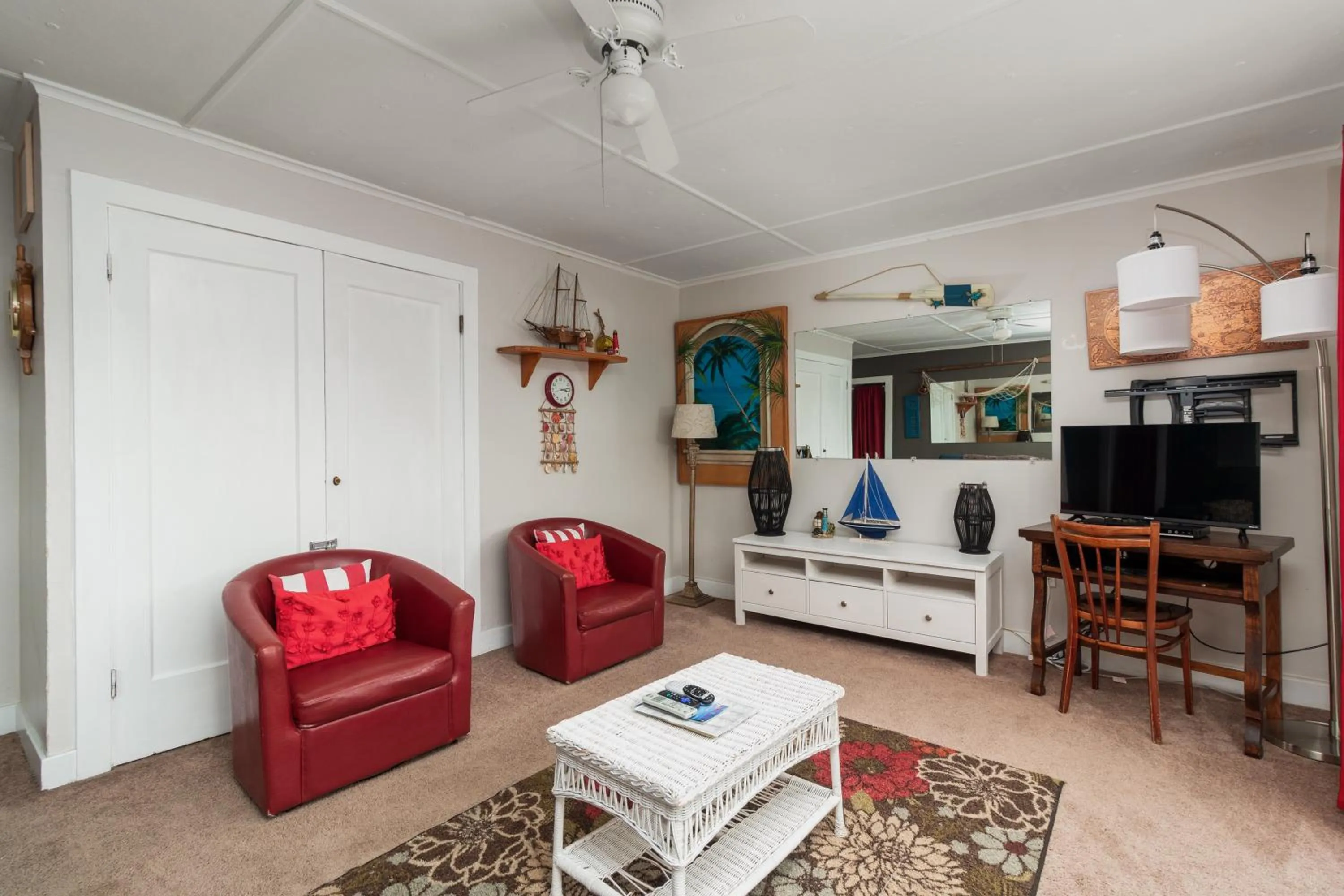 Living room in Ocean Terrace Condominiums