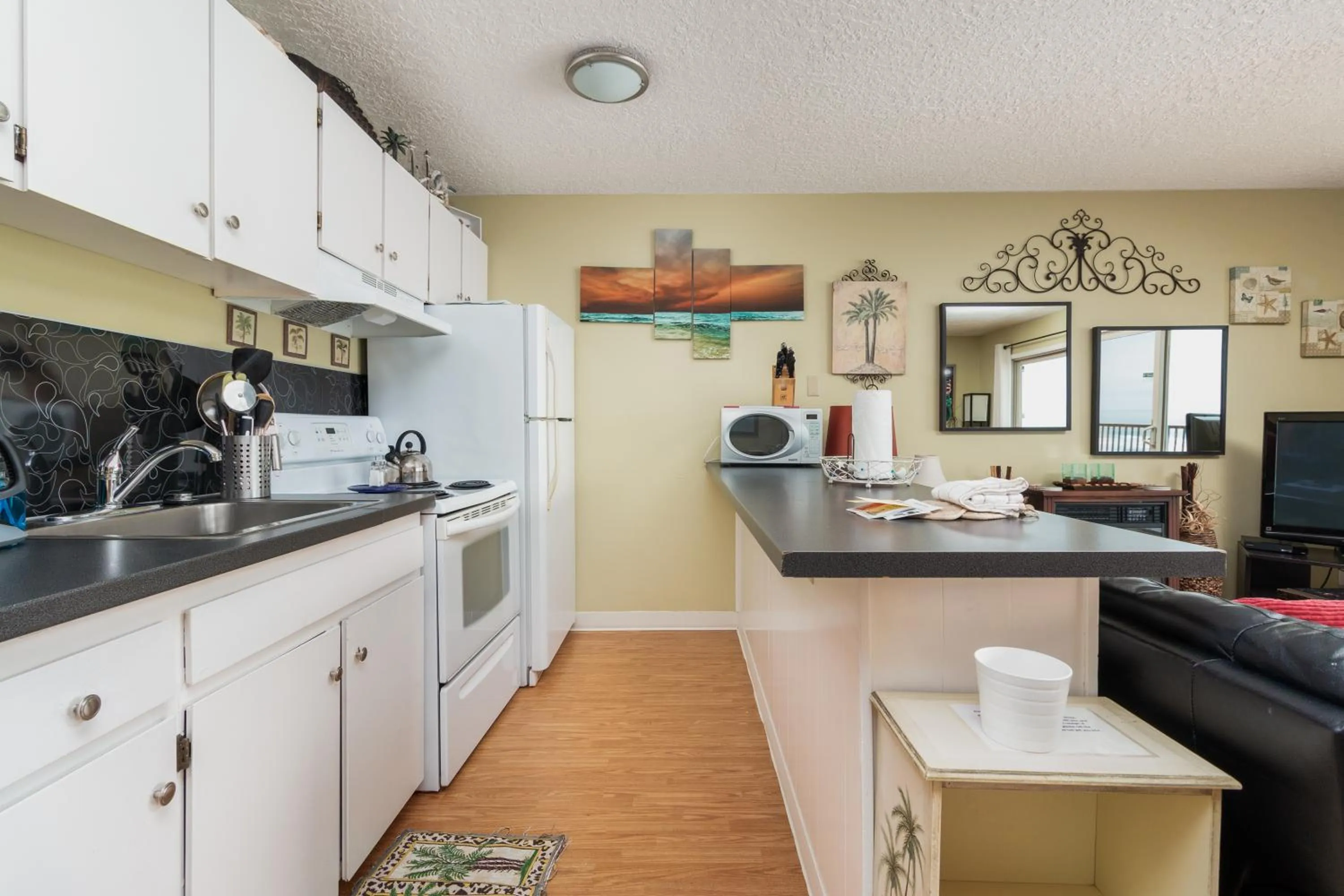 Kitchen or kitchenette in Ocean Terrace Condominiums