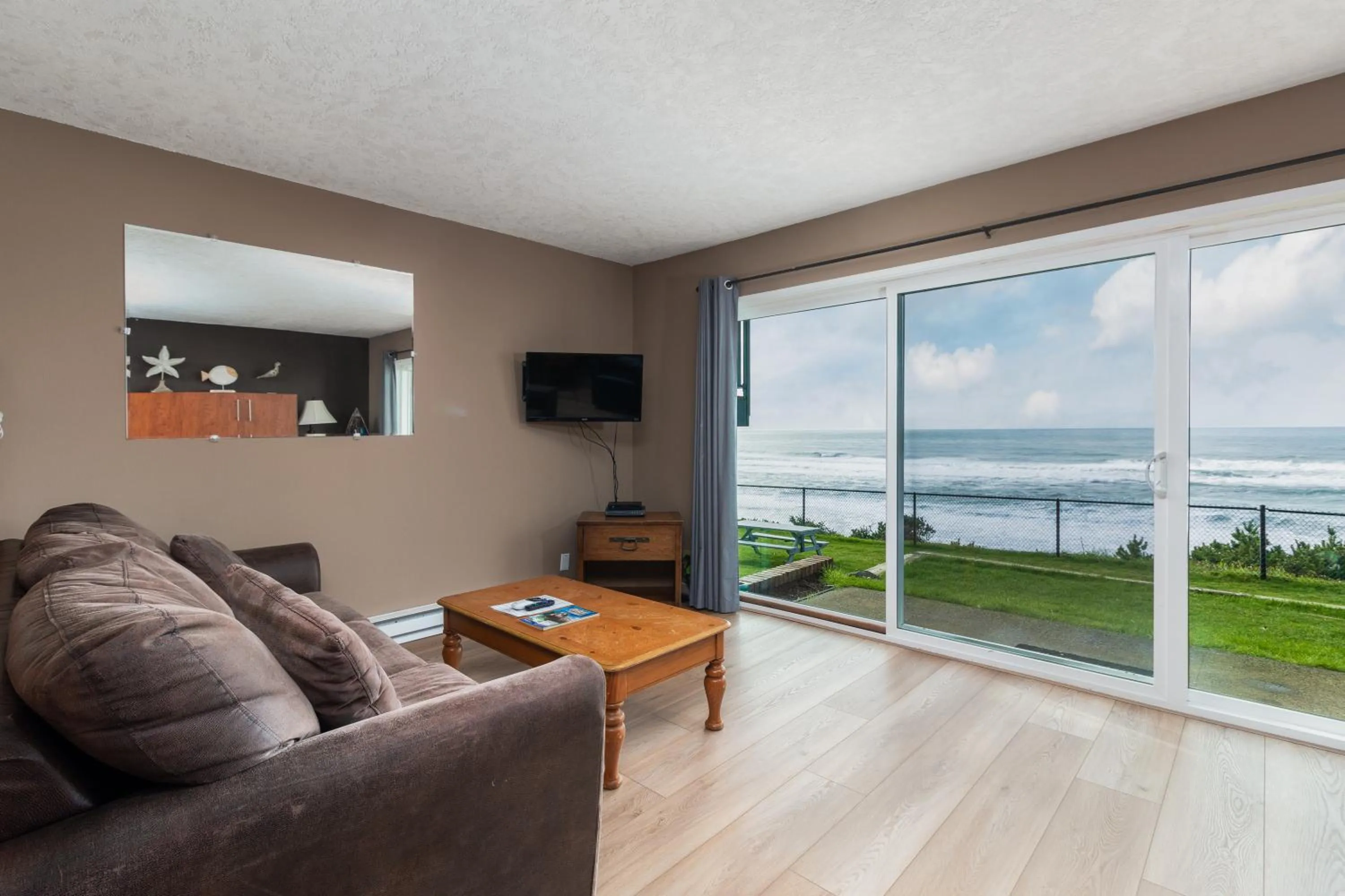 Living room in Ocean Terrace Condominiums