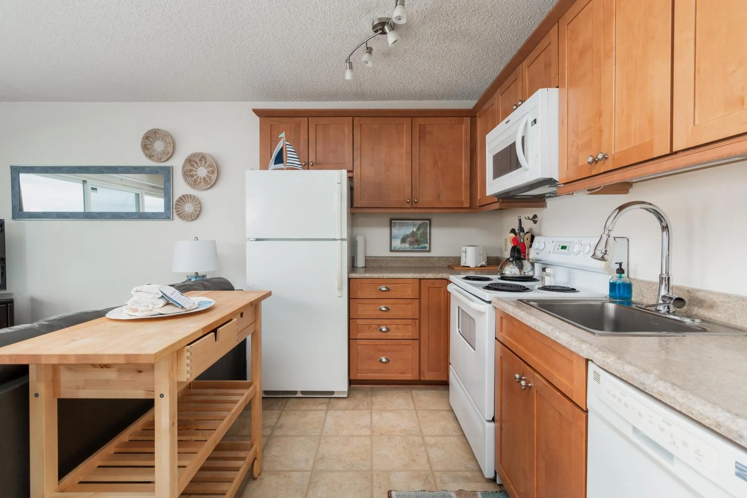 Kitchen or kitchenette in Ocean Terrace Condominiums
