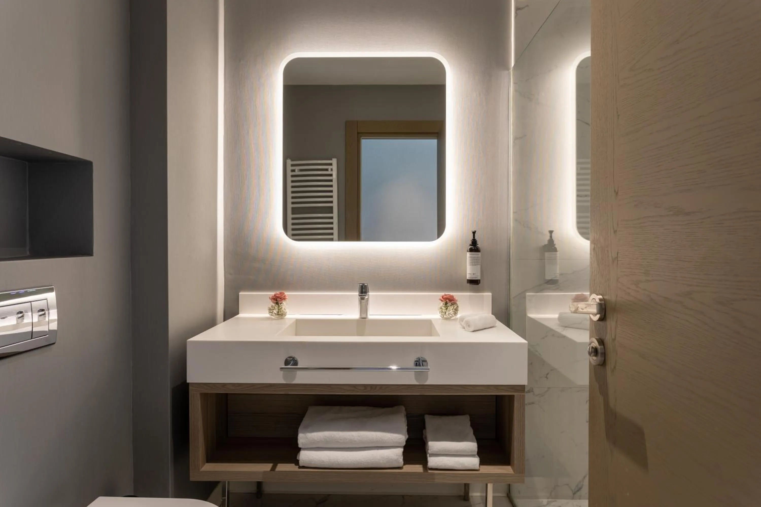 Shower in Hyatt Regency Kotor Bay Resort