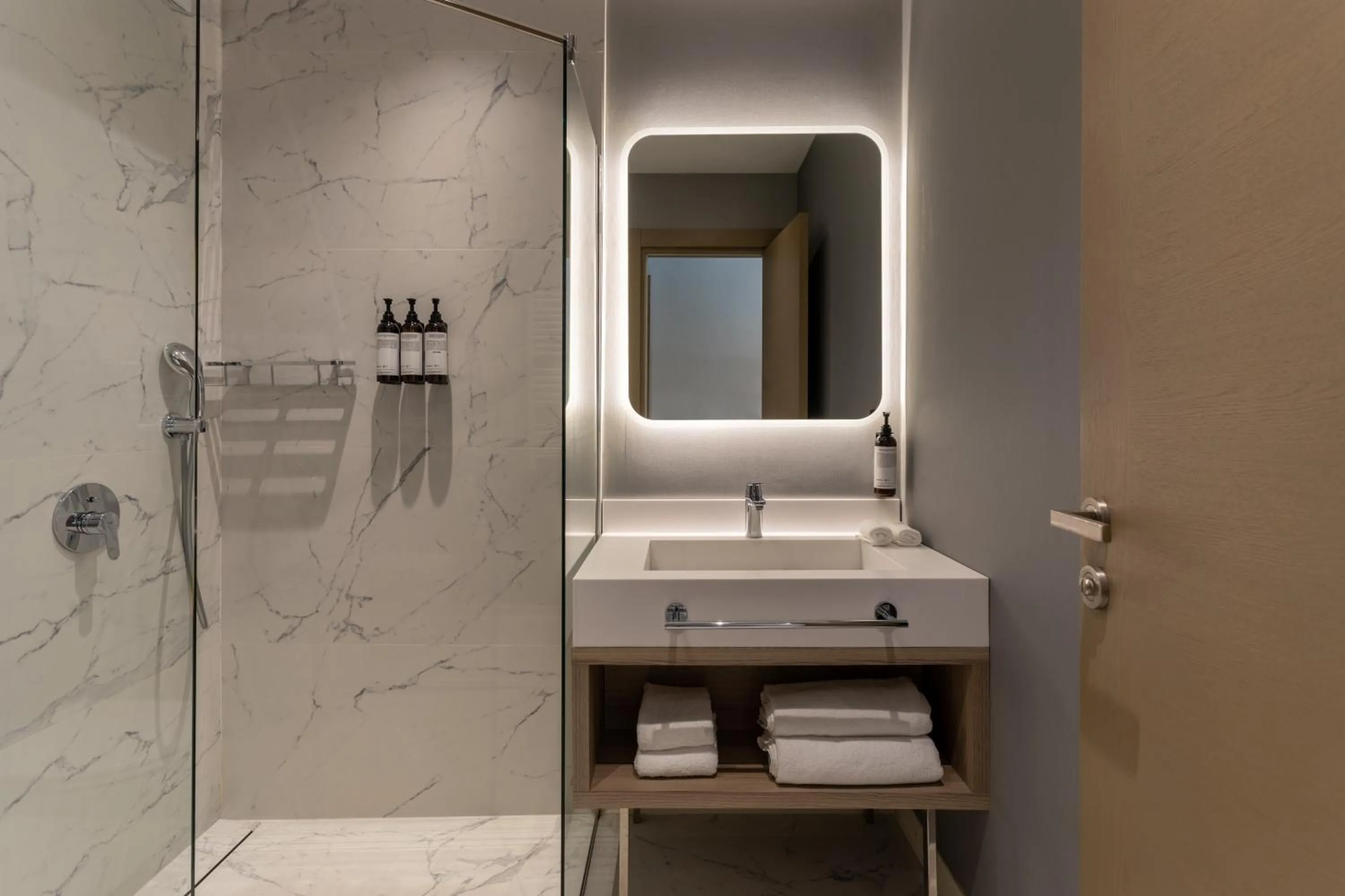 Shower in Hyatt Regency Kotor Bay Resort