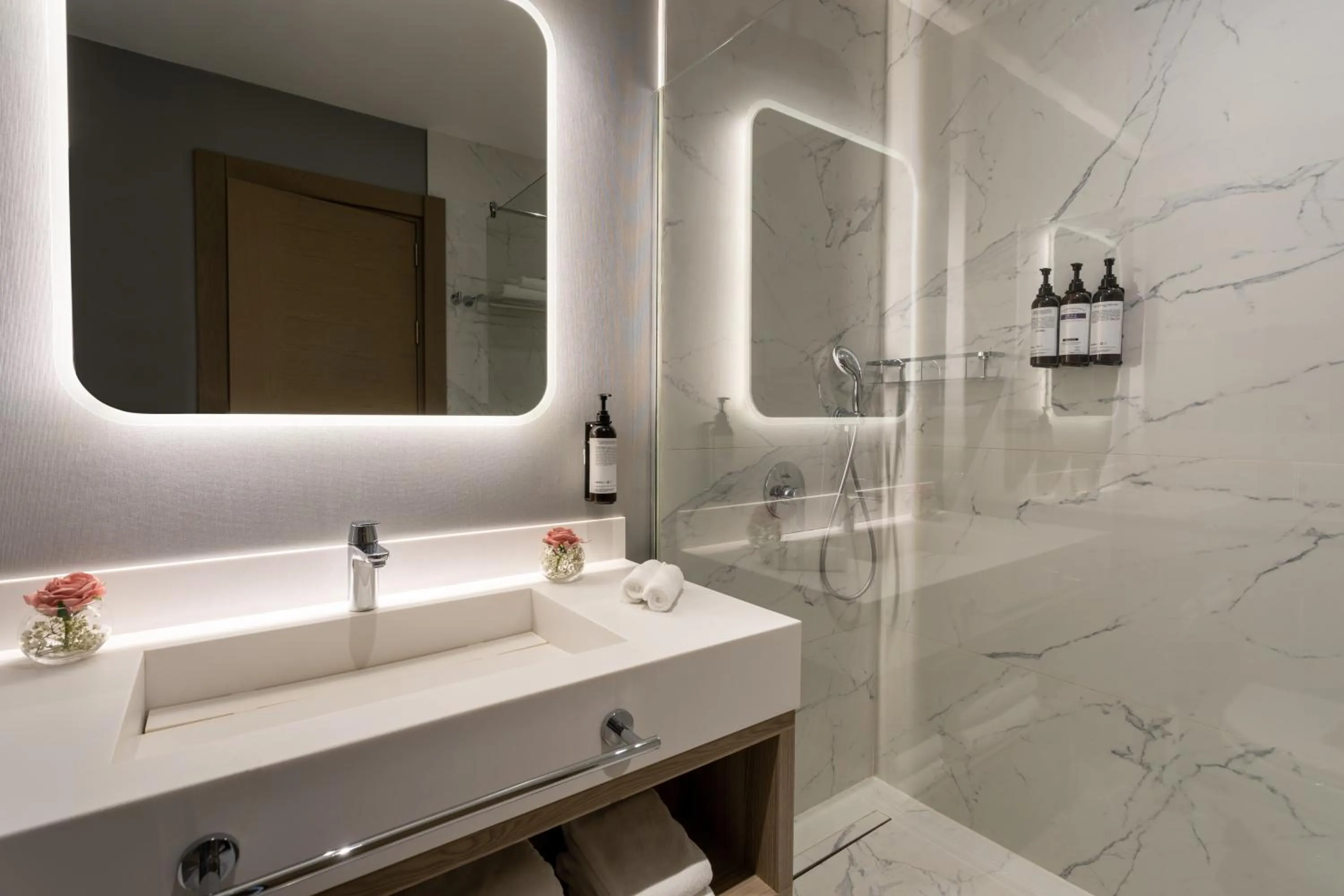 Bathroom in Hyatt Regency Kotor Bay Resort