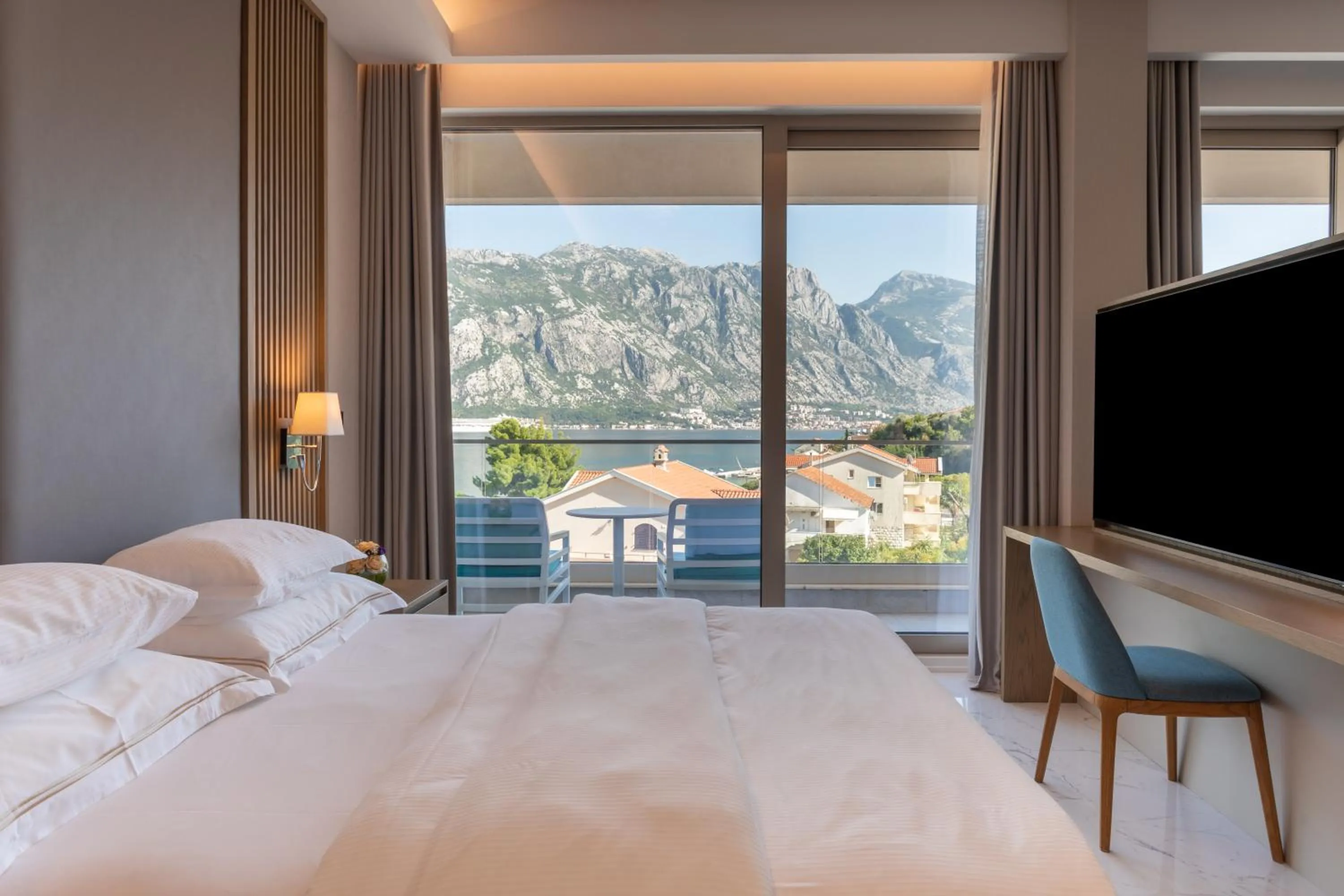 Bed in Hyatt Regency Kotor Bay Resort