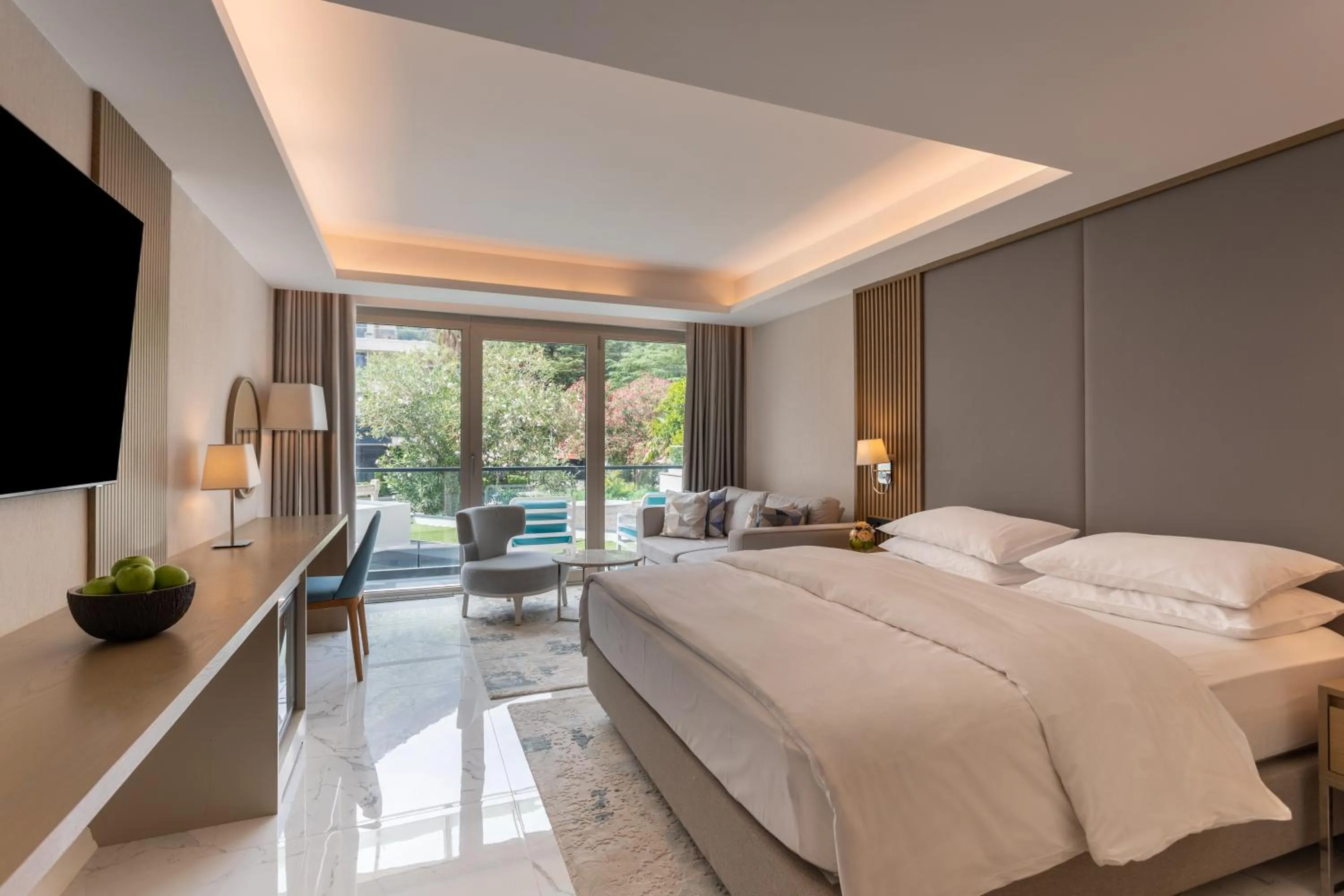 Bed in Hyatt Regency Kotor Bay Resort