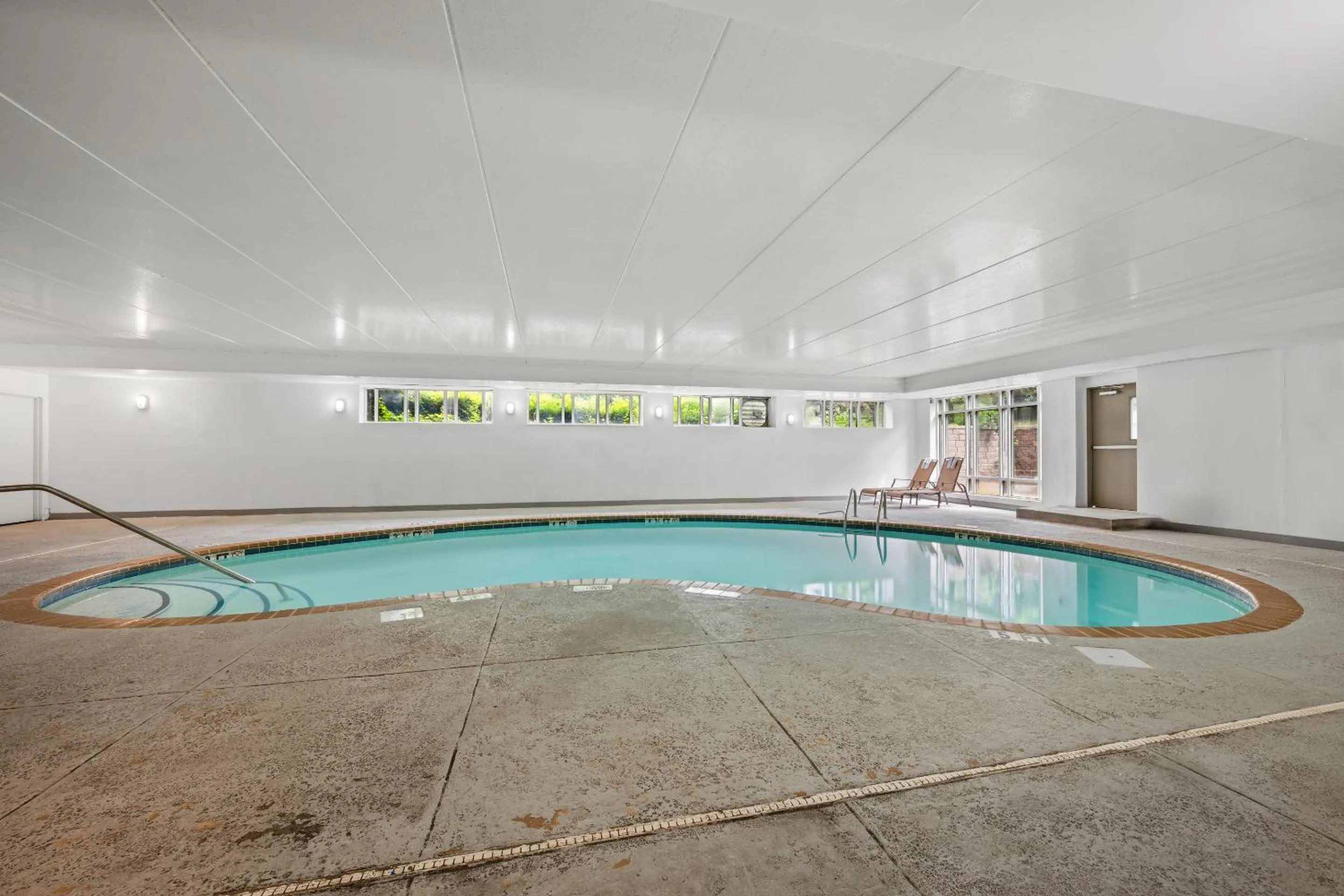 Pool view in Comfort Suites Near Casinos