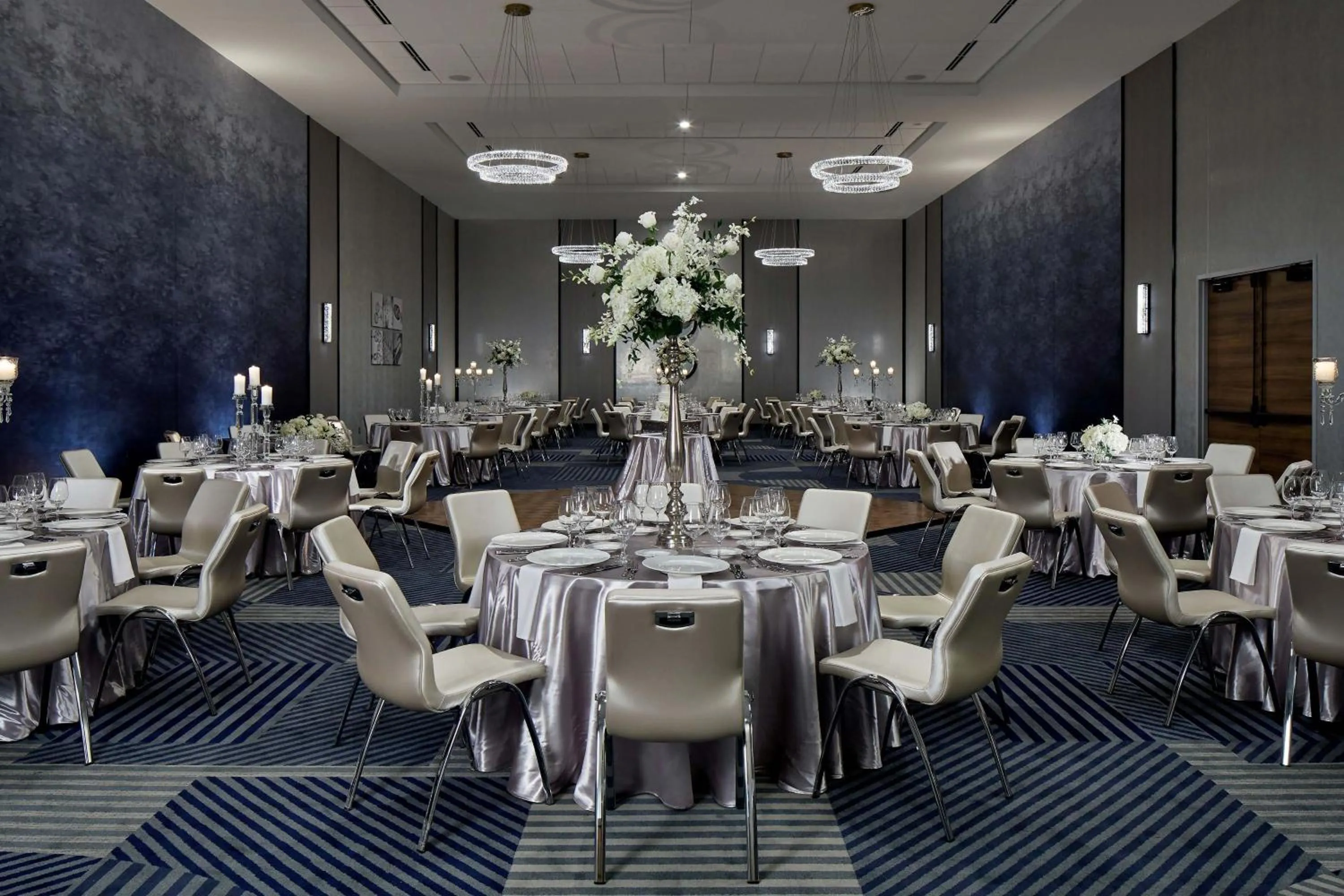 Meeting/conference room in Le Méridien St. Louis Clayton