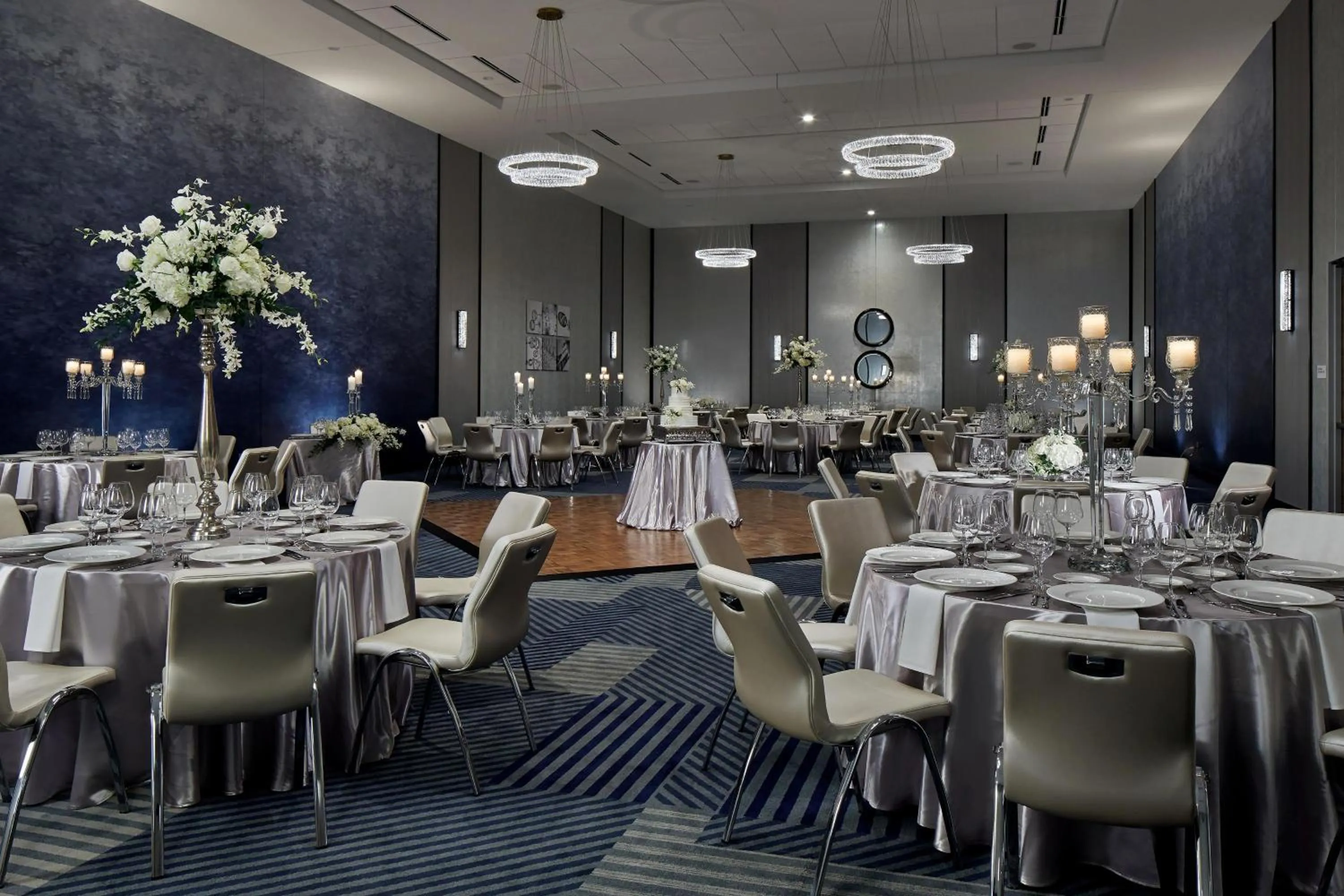 Meeting/conference room in Le Méridien St. Louis Clayton