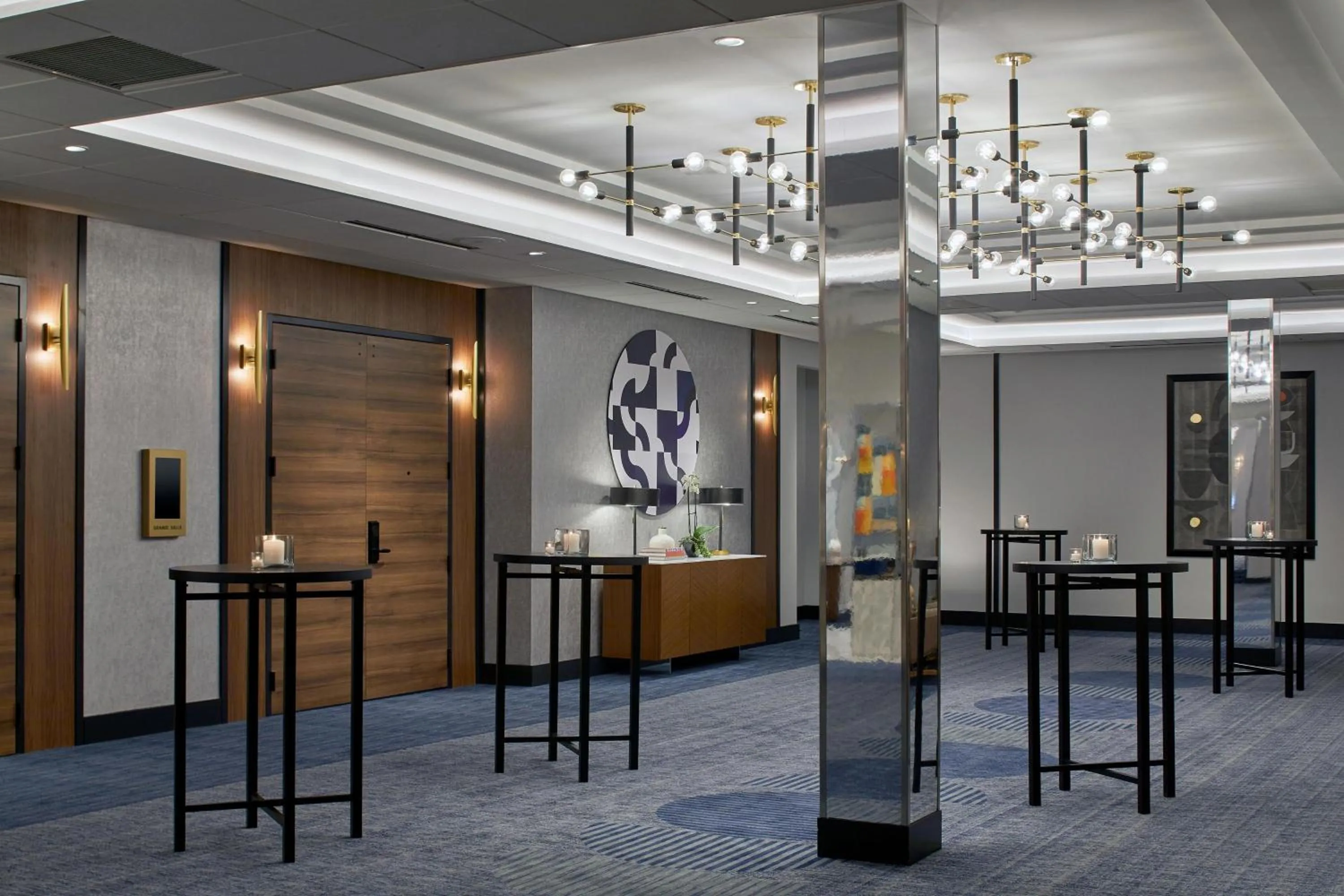 Meeting/conference room in Le Méridien St. Louis Clayton