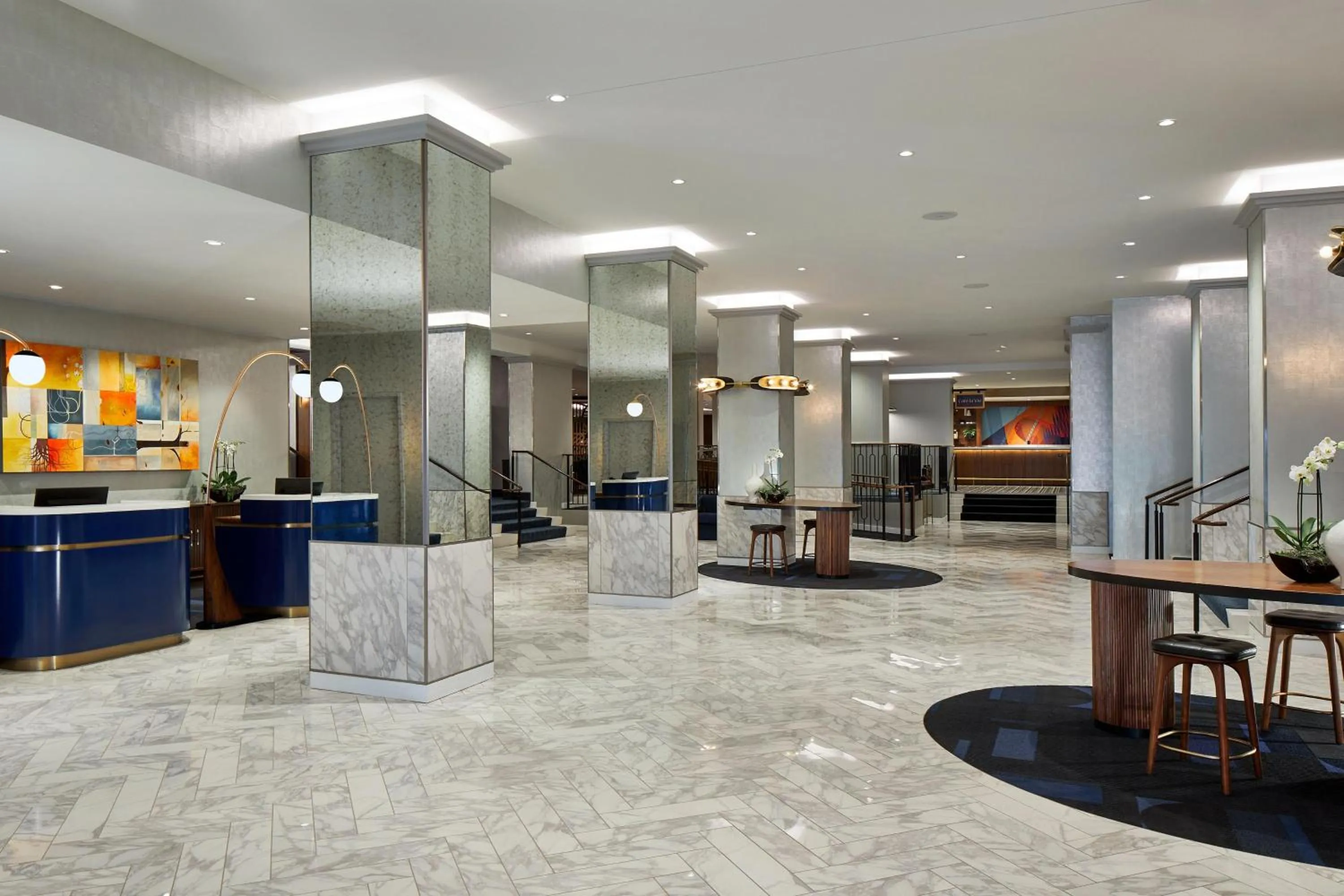 Lobby or reception in Le Méridien St. Louis Clayton